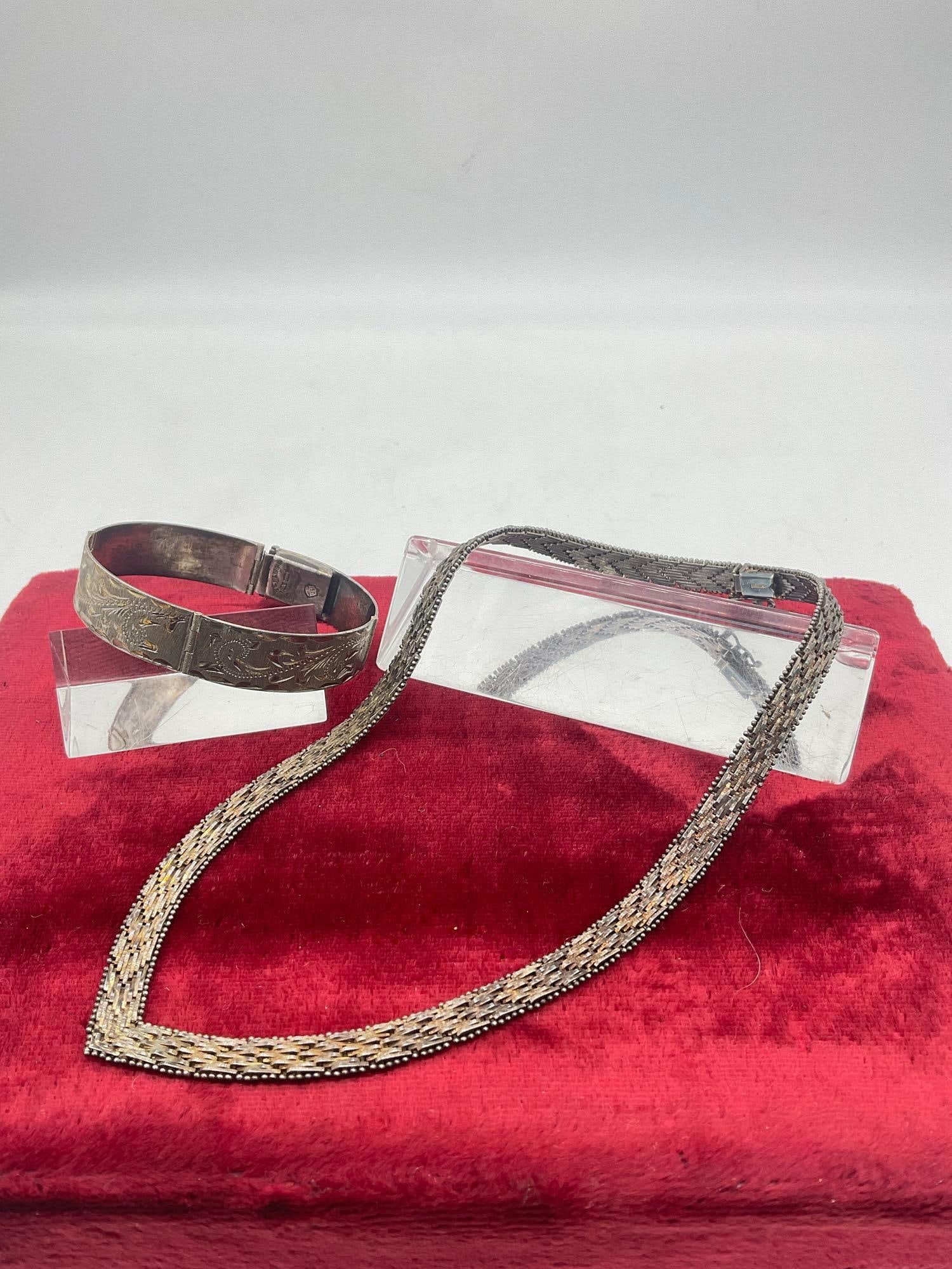 Vintage .925 Italy Sterling silver chevron Statement necklace &.925 Vermeil etched Bangle Bracelet: c-414 Bracelet is 2.5" in circumference Necklace is approx 14" TW 59.67 Grams 