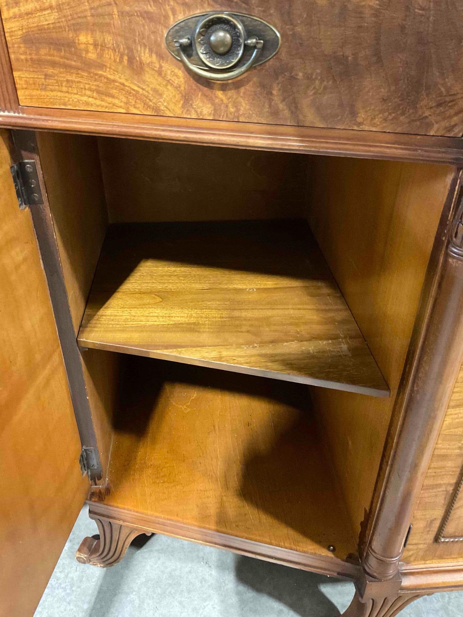 Gorgeous Vintage Batesville Cabinet Co. Brazilian Walnut Sideboard Buffet. Excellent Cond. - 7