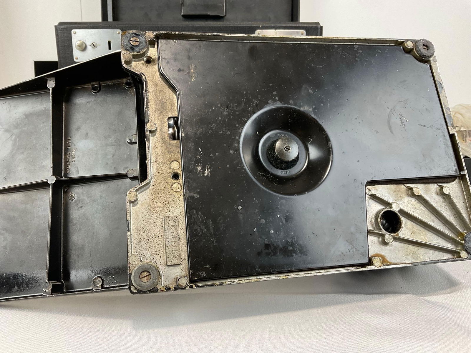 Vintage 1940s Singer Featherweight 221 Sewing Machine w/Case, 13h x 15w x 9d inches - 7