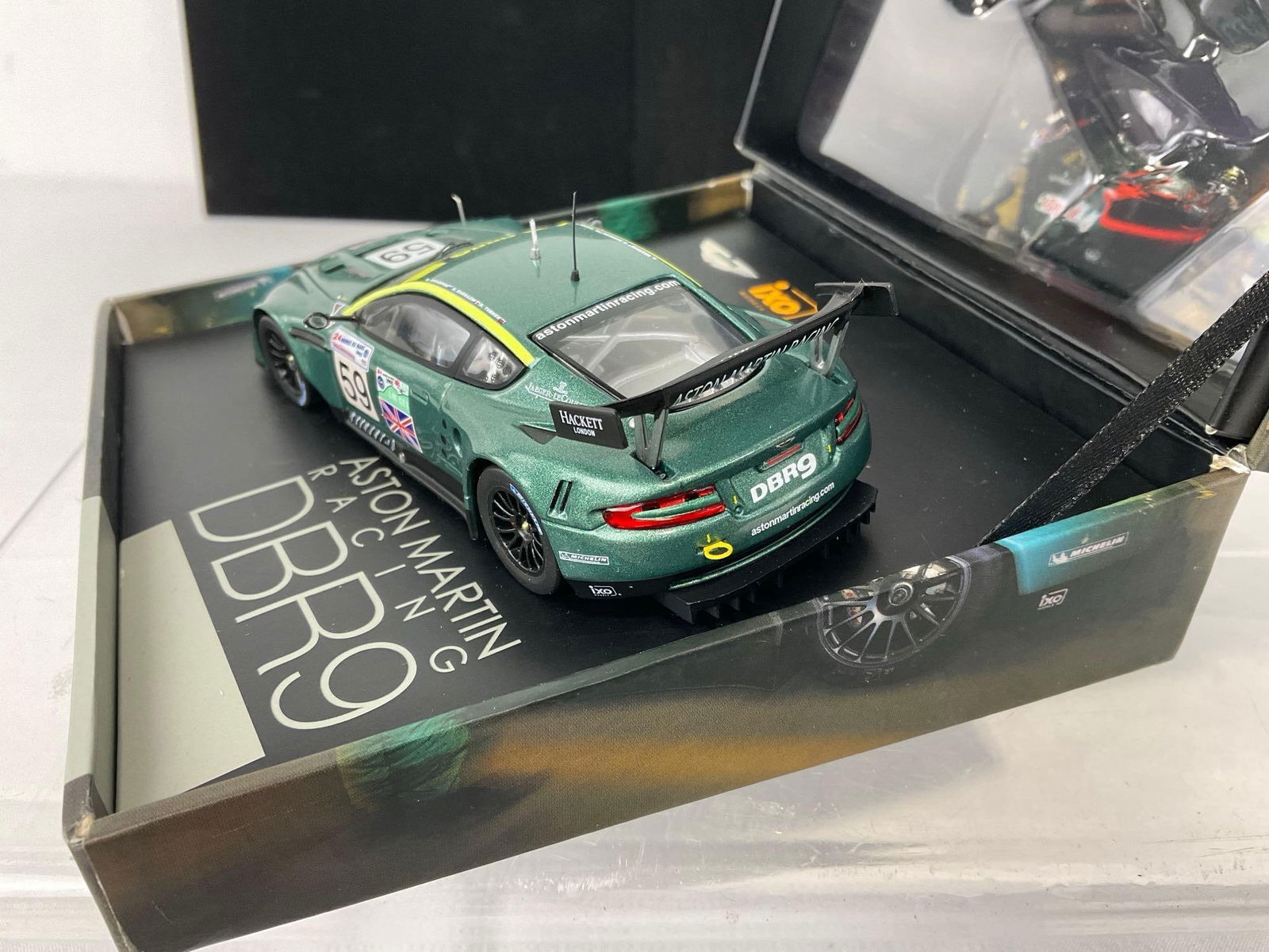 IXO Models 2005 Aston Martin DBR9 LM 24H, 1/43 Scale Diecast Car Model orig box - 5