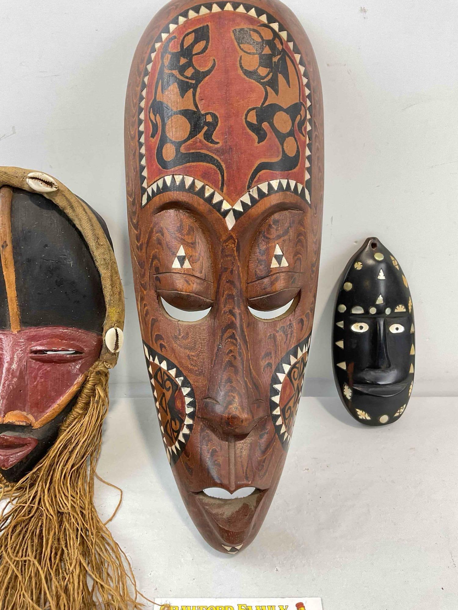 3 pcs Vintage Wooden Face Mask Wall Hanging Collection, incl. 1x Thai. Very Good Condition. - 5