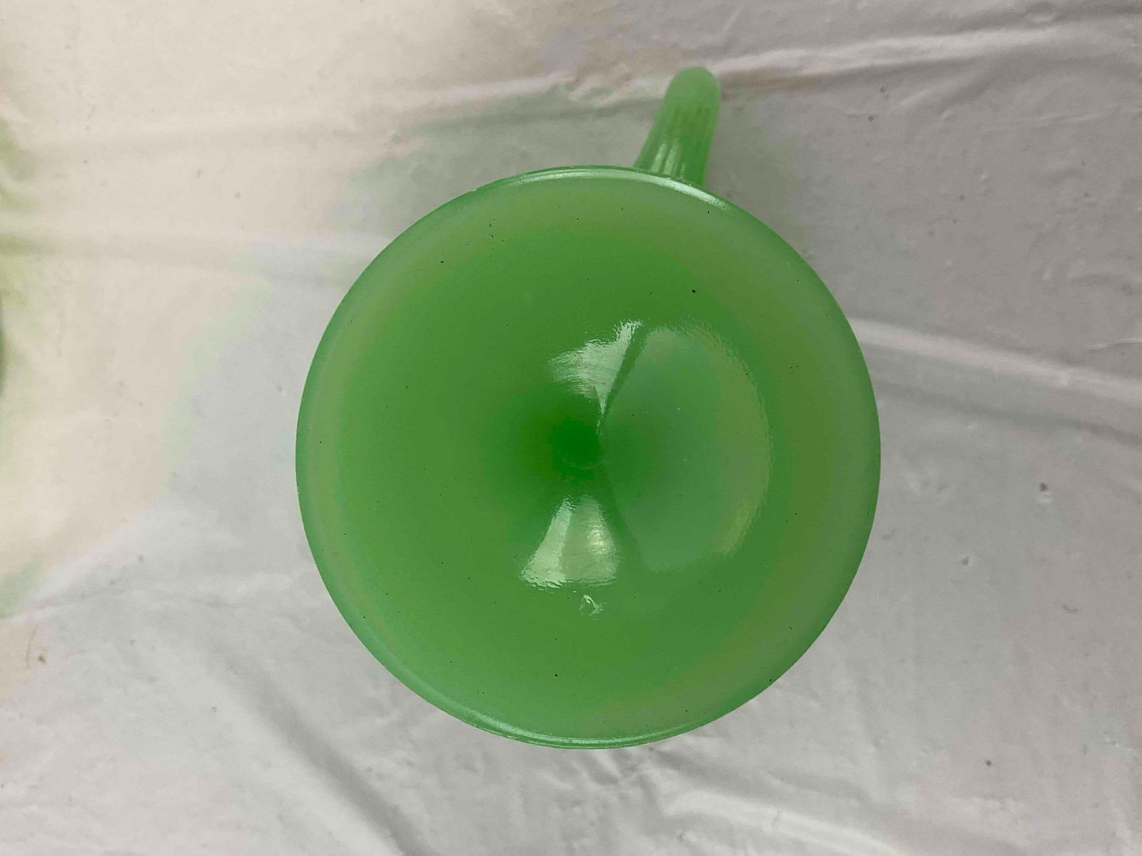 6 pcs Vintage Fire King Jadeite Glass Cups w/ Saucers & More! Very Good Condition. See pics. - 8