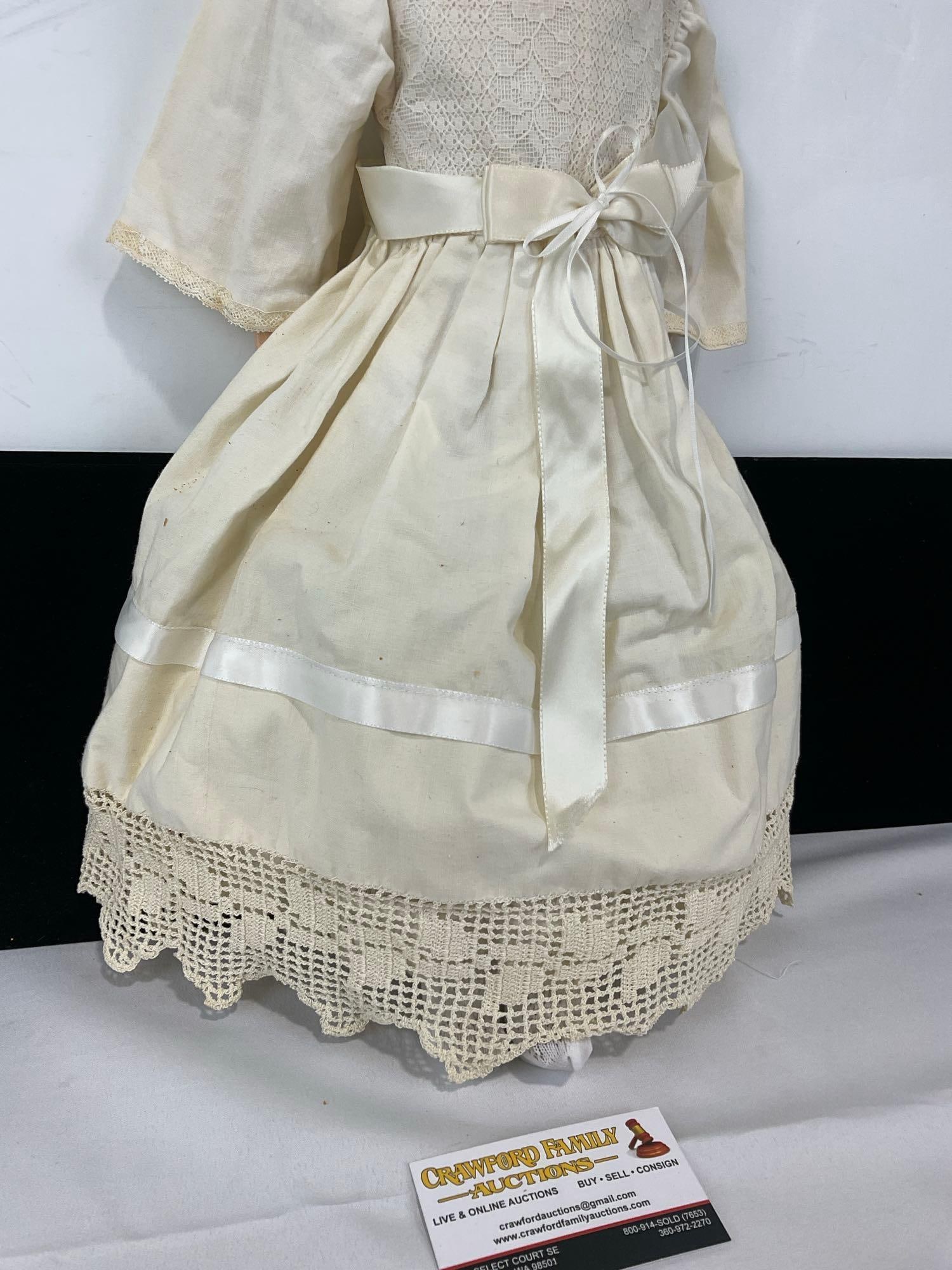 Vintage Armand Marseille Made in Germany Doll, 20 inches tall - 3