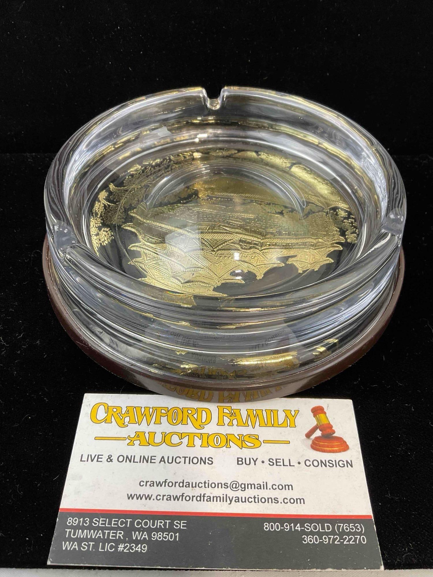 Vintage Glass Ashtray Purchased in Osaka, Japan feat. Castle Scene. Very Good Condition. - 4