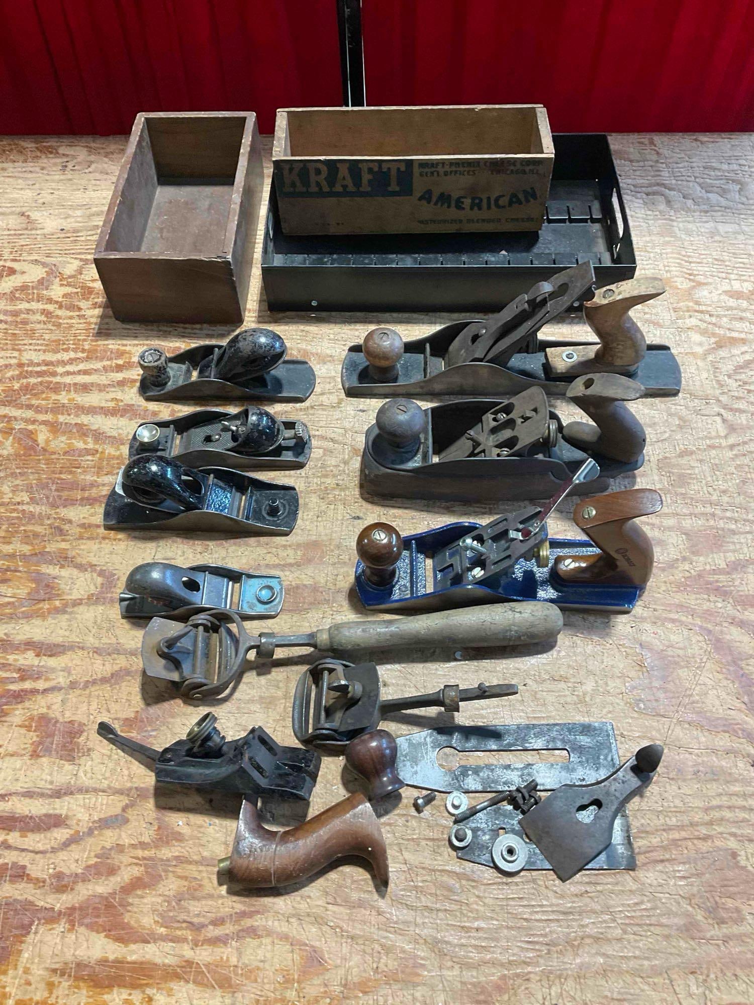 Collection of Vintage Block Planes, Swivel Planes and Spare Parts: Fits into a container approximately 16" x 11" x 12". Items are in fair condition. As is. See pics. V-5360 