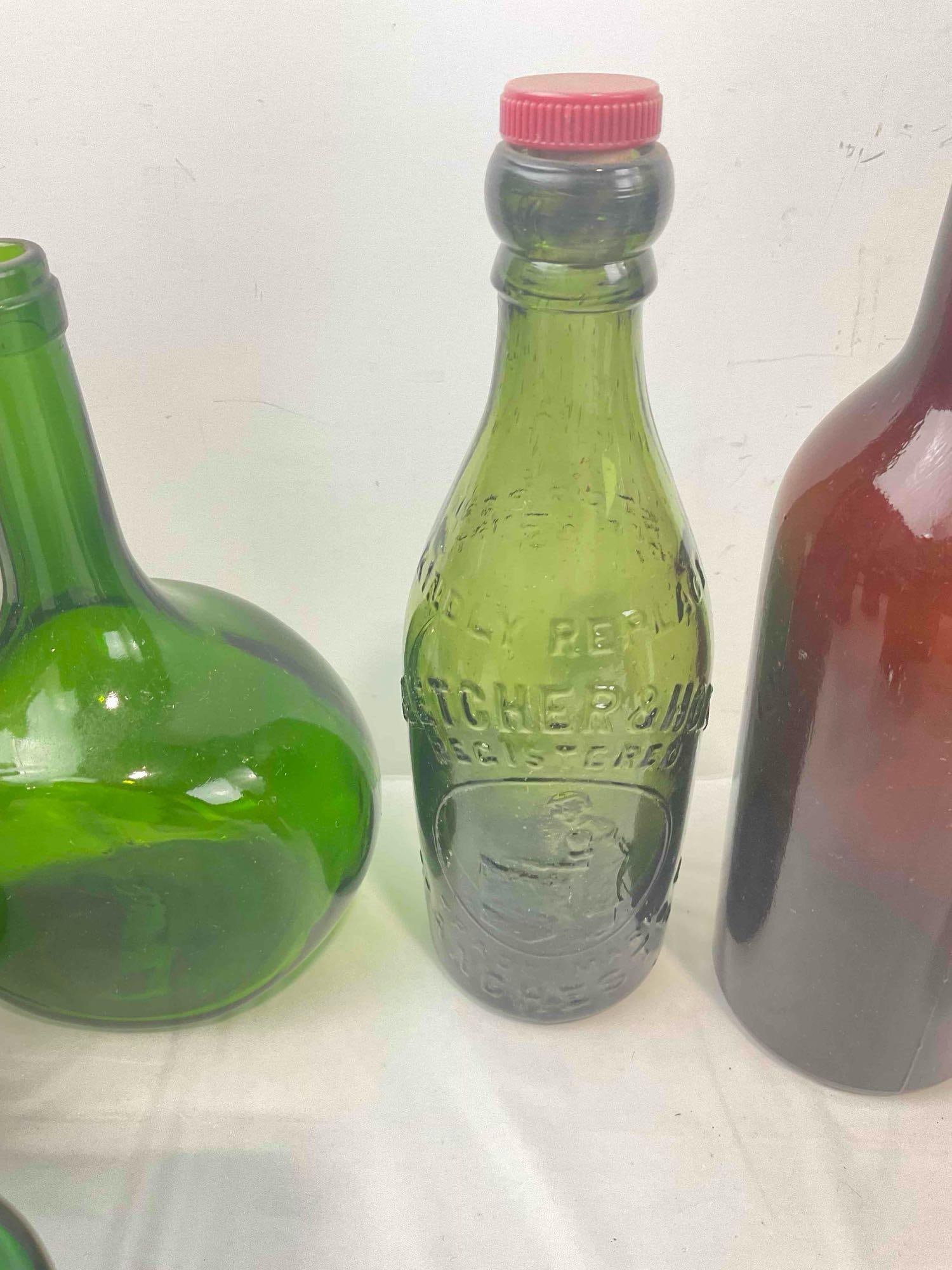 9 pcs Vintage Glass Bottle Collection, incl. Fletcher & Holt, St. Peter's Brewery. Excellent Cond. - 10