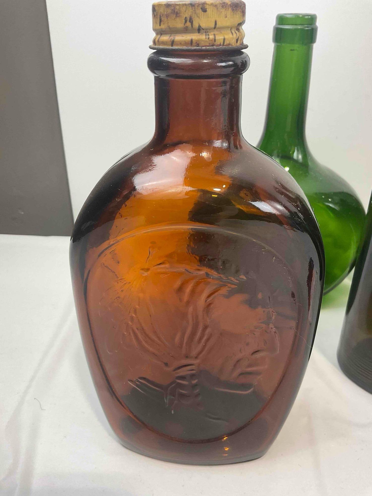 9 pcs Vintage Glass Bottle Collection, incl. Fletcher & Holt, St. Peter's Brewery. Excellent Cond. - 4