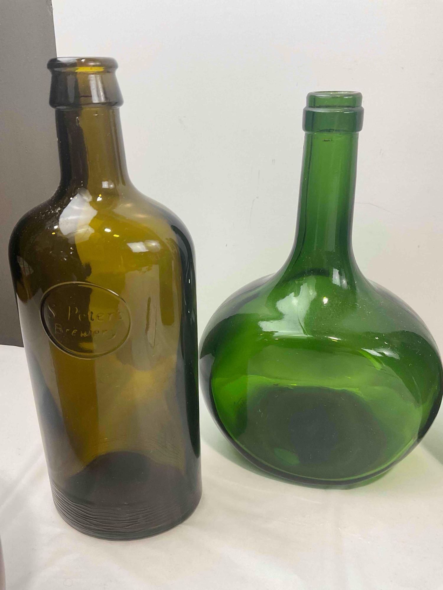 9 pcs Vintage Glass Bottle Collection, incl. Fletcher & Holt, St. Peter's Brewery. Excellent Cond. - 5