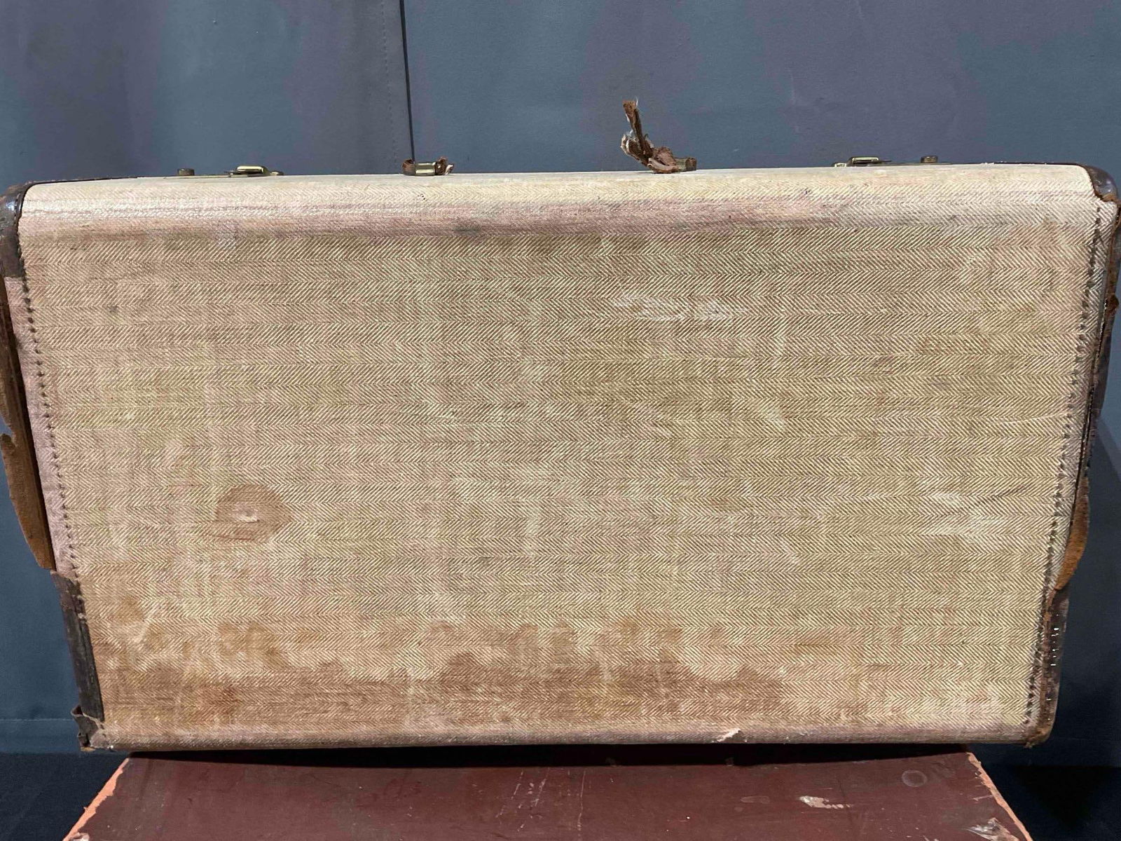 3 pcs Vintage Suitcases, incl. Beige, Gray & Brown. Good Condition. See pics. - 8