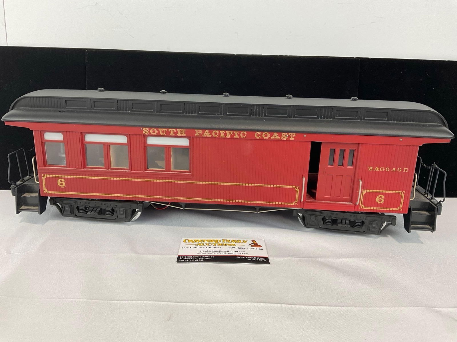 Model Railway G Scale Car, South Pacific Coast Baggage Car #6, 9x20x9 inch: No box included. Appears to be in good shape. The piece measures approx 9h x 20w x 9d inches. See pics. E-5560 
