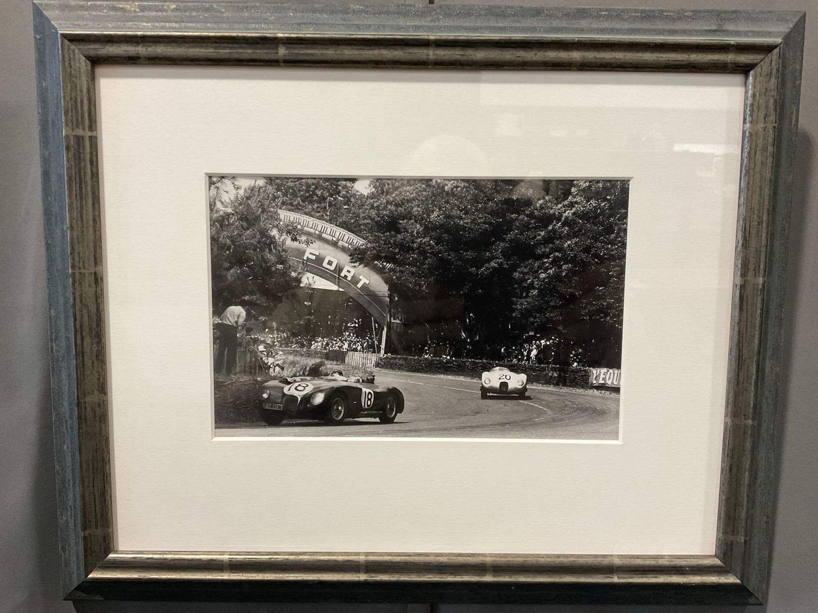 Framed Racing Photo, Tony Rolt/Duncan Hamilton C-Type Jaguar Le Mans by Yves DeBraine, 14 x 17 inch: Appears to be in good shape. The piece measures approx 14h x 17w x 3d inches. See pics. E-5420