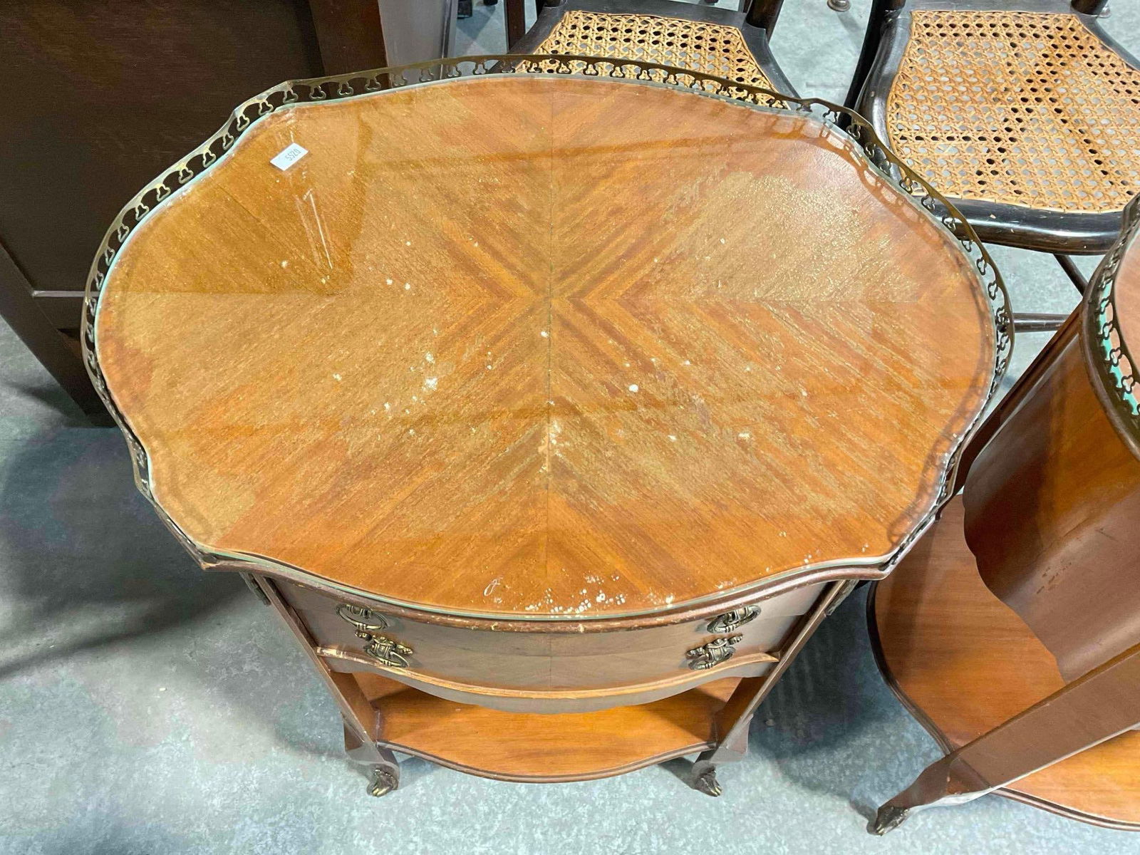 Pair of Vintage French Style Maple 2-Tier Bedside Tables w/ Glass Tops & Brass Accents. - 5