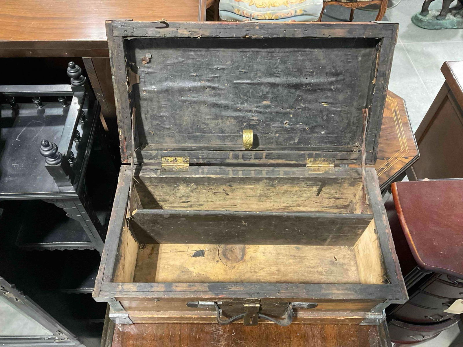 Handsome Vintage Primitive Wood & Metal Box w/ Monogram "N". Very Good Condition. - 4