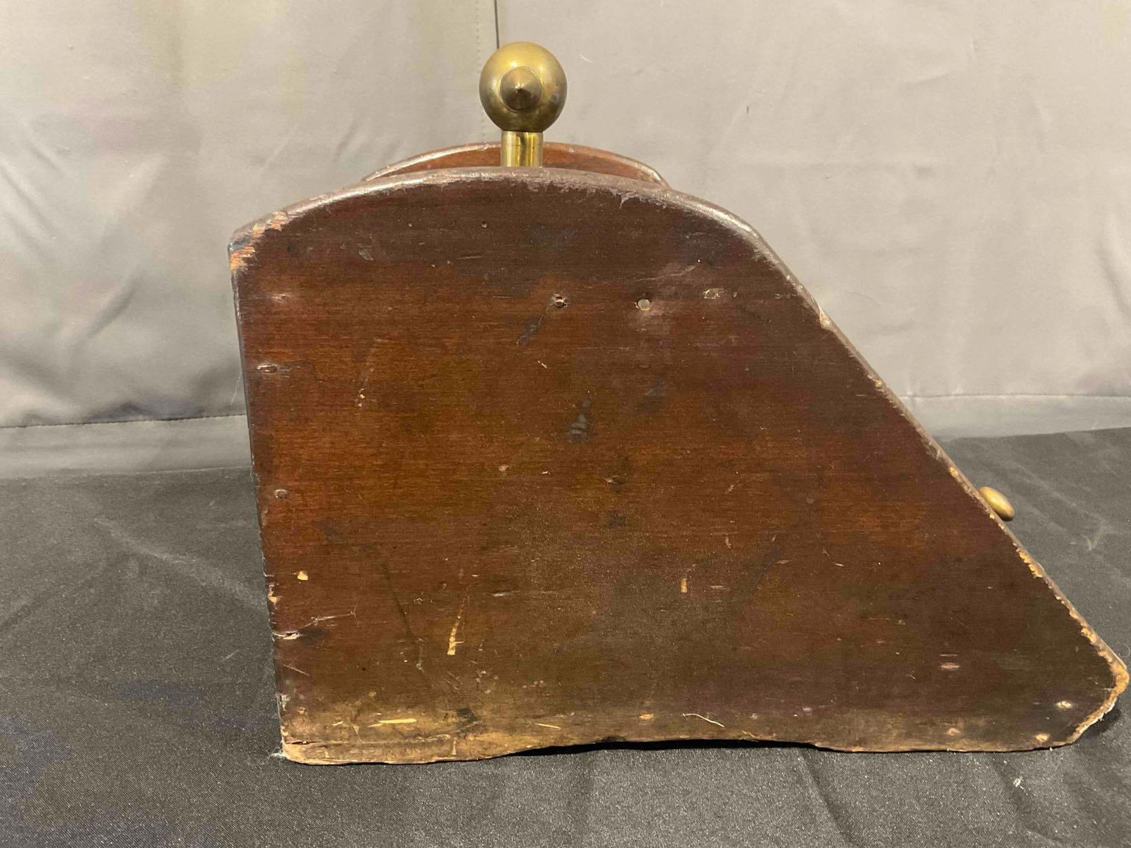 Antique Victorian Mahogany? Wood & Brass Coal Scuttle w/ Ornate Details. Good Condition. - 7