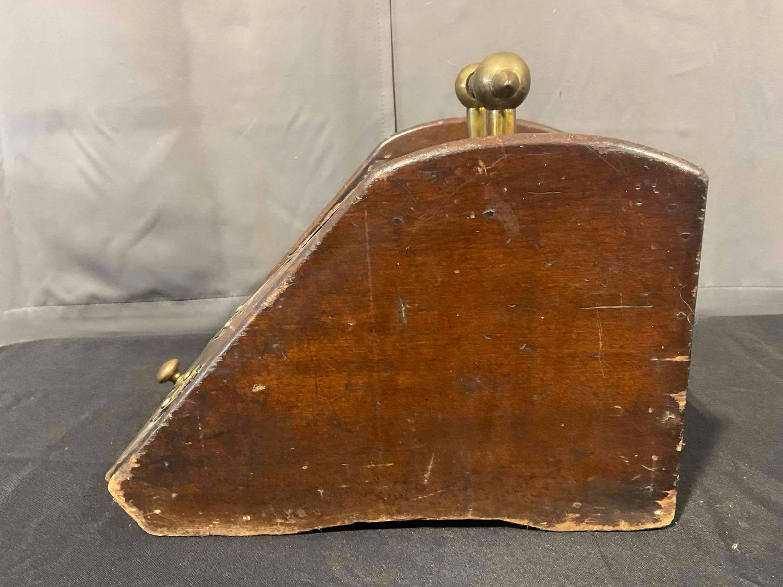 Antique Victorian Mahogany? Wood & Brass Coal Scuttle w/ Ornate Details. Good Condition. - 9