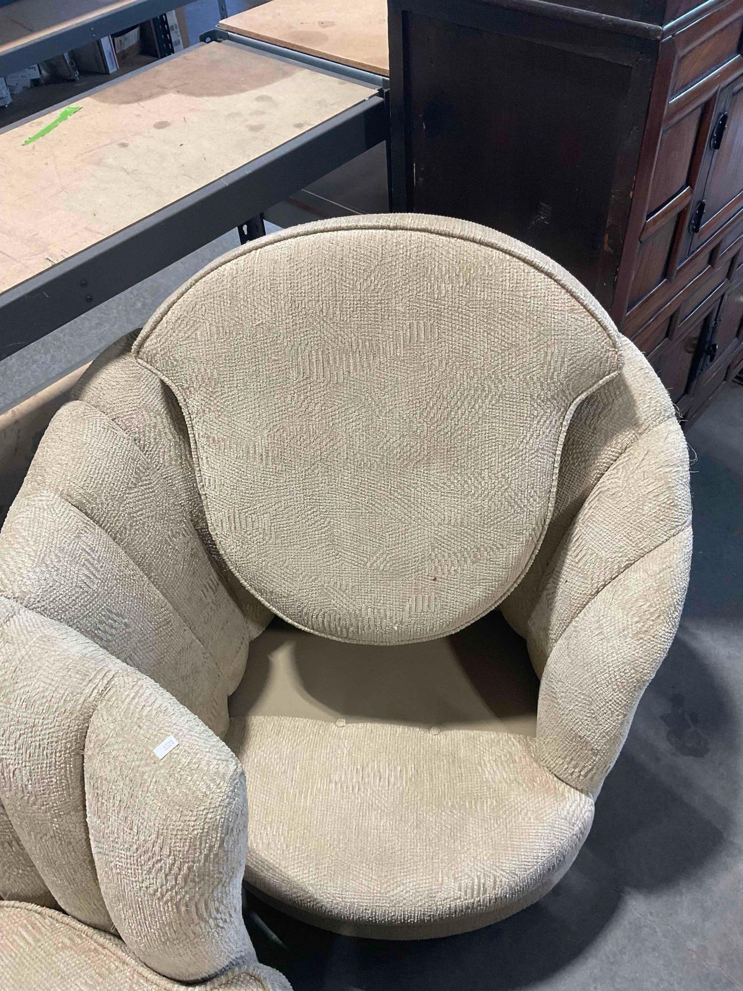 Pair of Vintage Asymmetrical Beige Upholstered Plush Swivel Chairs. Excellent Condition. See pics. - 10