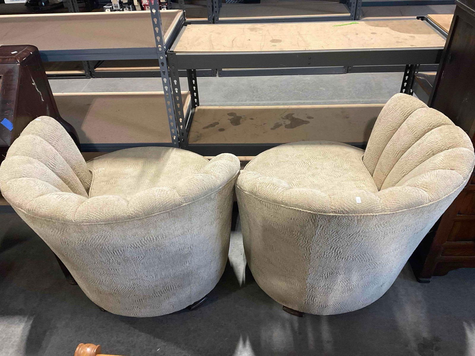 Pair of Vintage Asymmetrical Beige Upholstered Plush Swivel Chairs. Excellent Condition. See pics. - 11