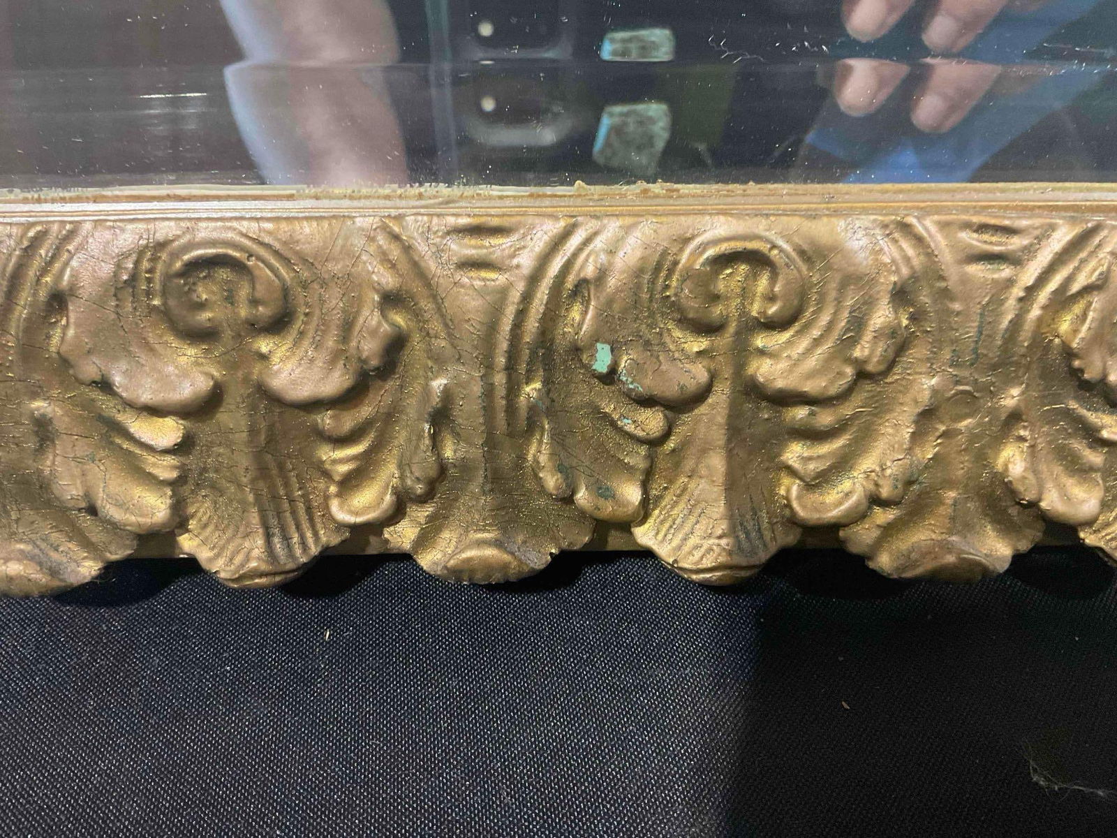 Vintage Rectangular Wall Mirror in Ornate Gold Painted Wooden Frame. Very Good Condition. - 5