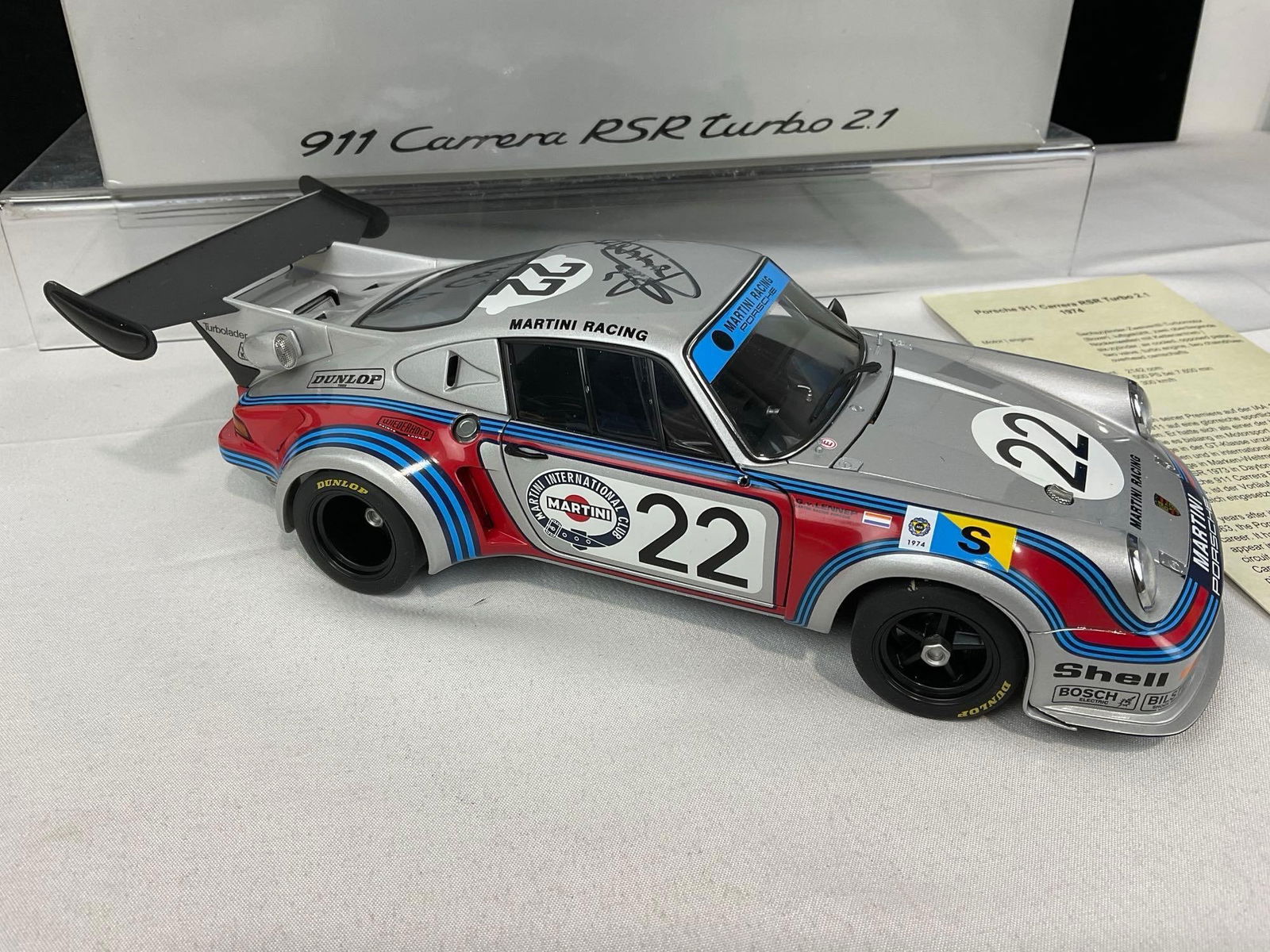 Porsche 1974 Porsche 911 Carrera Le Mans 24H Signed by Gijs Van Lennep 1/18 Scale Diecast Car Model - 4
