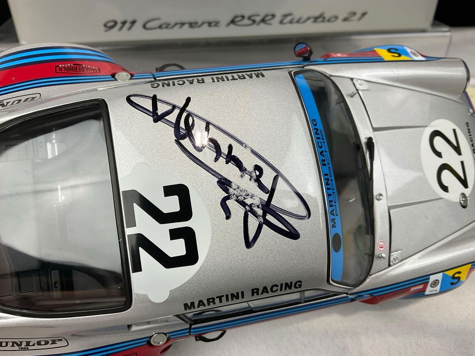 Porsche 1974 Porsche 911 Carrera Le Mans 24H Signed by Gijs Van Lennep 1/18 Scale Diecast Car Model - 5