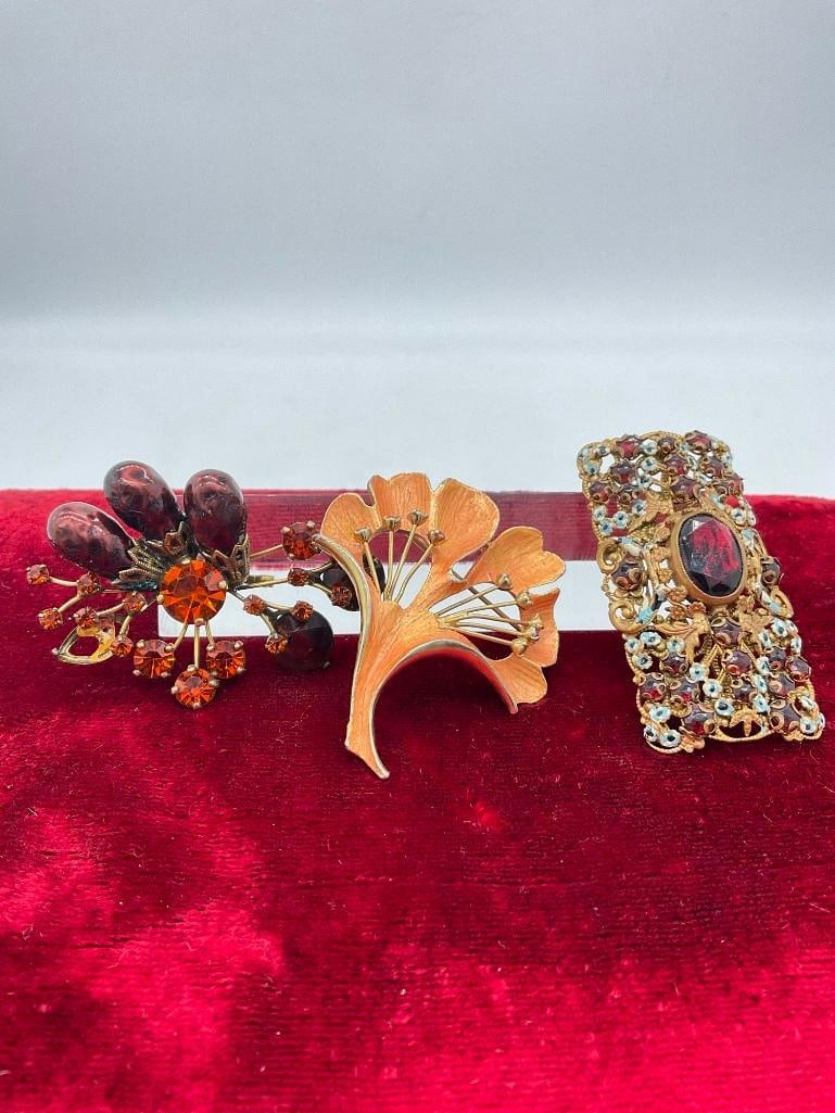 2 x Vintage Rhinestone & Enamel Flroal Wiess Brooches , and a rare Rectangular Czech Brooch: c-414 The floral rhinestone Wiess Br0och is missing 1 rhinestone 