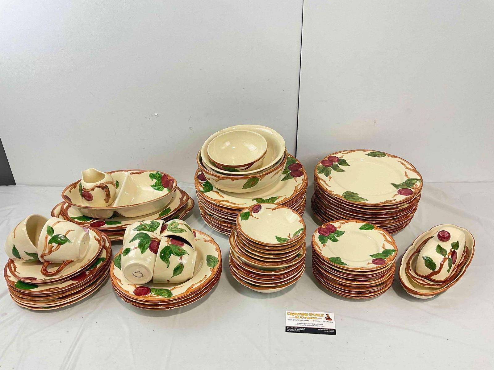 73 pcs Vintage Franciscan Cream Ceramic Dish Set w/ Apple Pattern. Very Good Condition. (1 of 7)