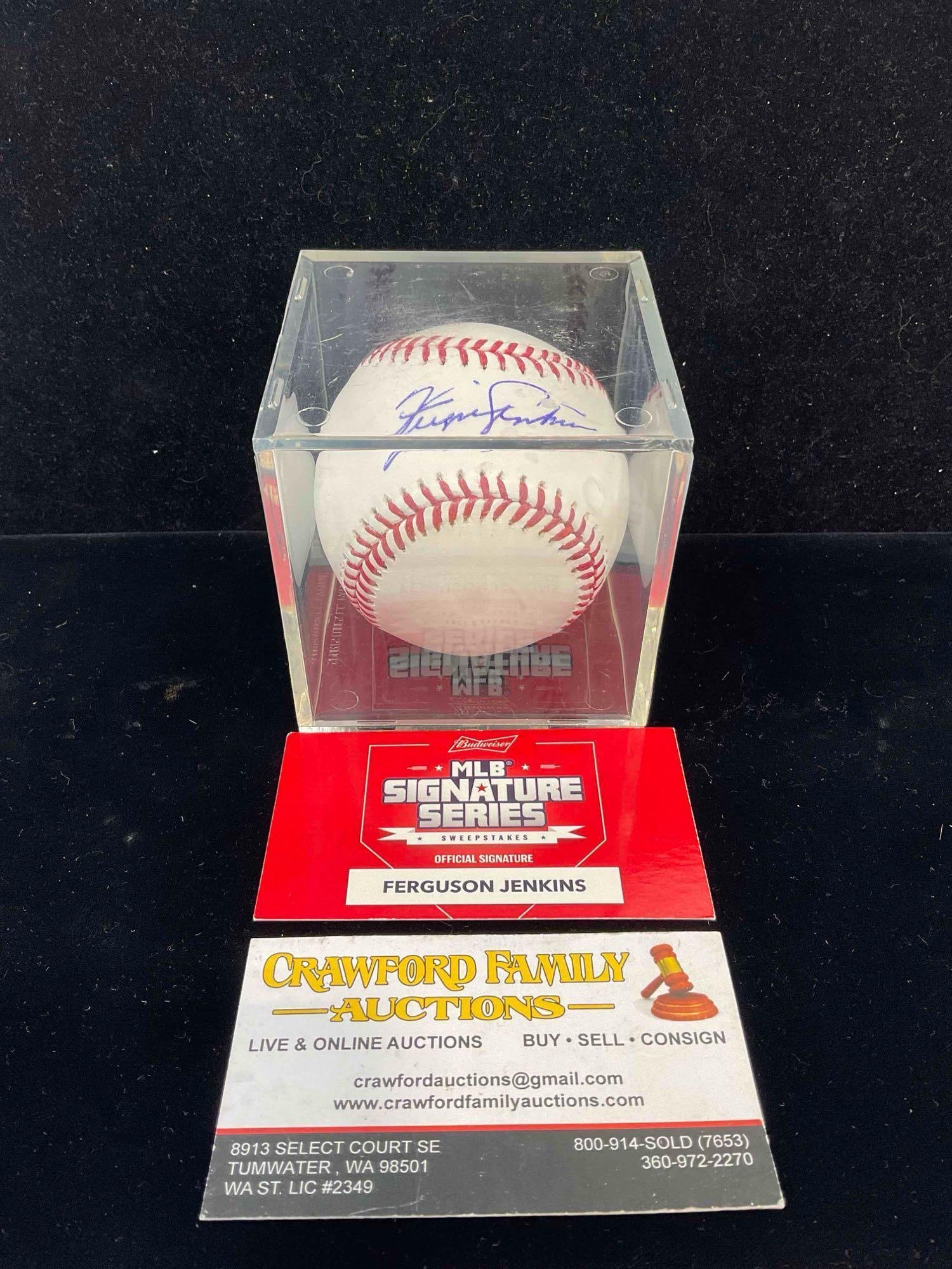 MLB Signature Series Baseball Signed by Ferguson Jenkins w/ COA. Excellent Condition. (1 of 6)
