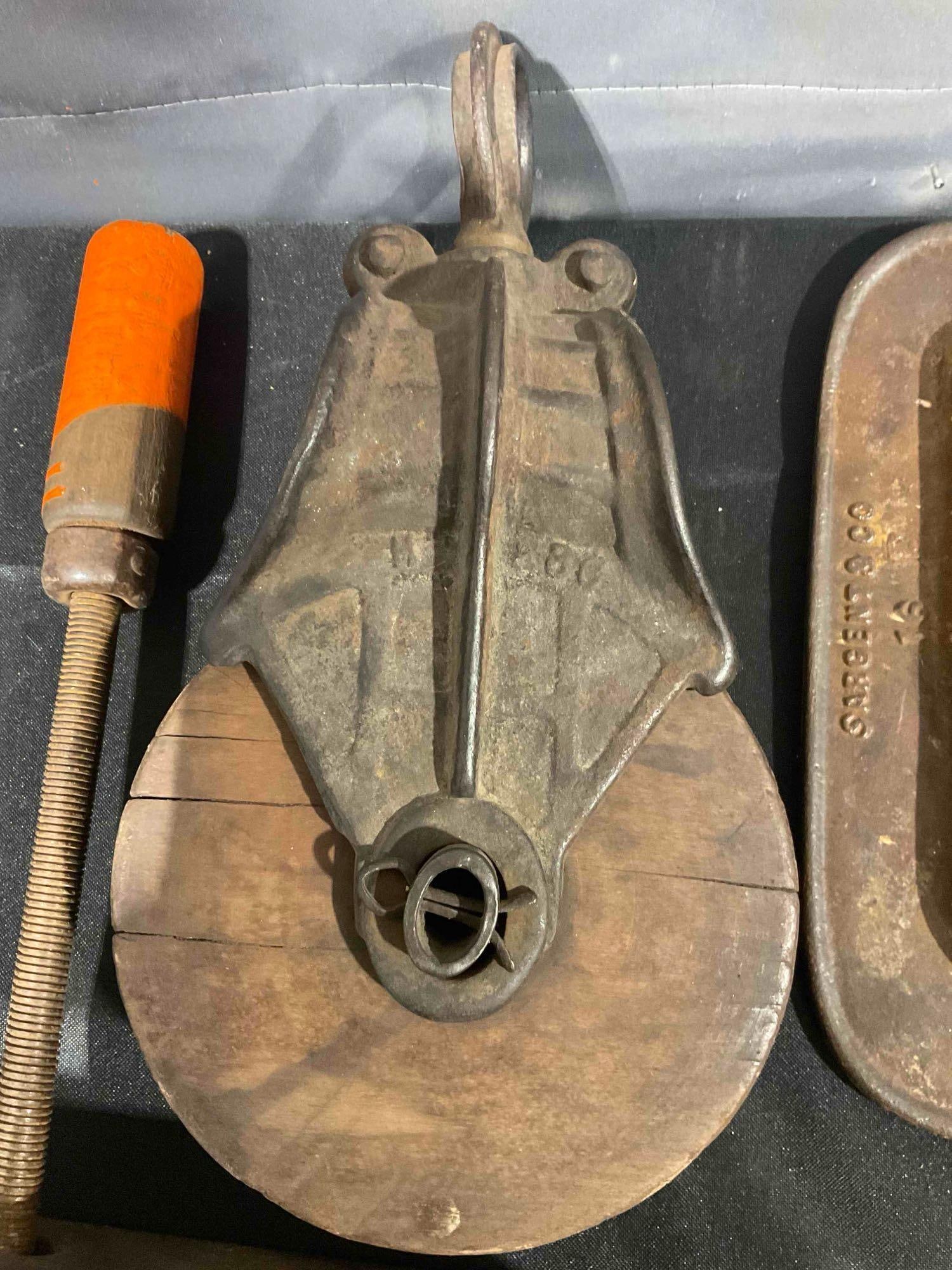 7 pcs Vintage Tools incl. Clamps & Pulley in Vintage Arden Wooden Box. Very Good Condition. - 8