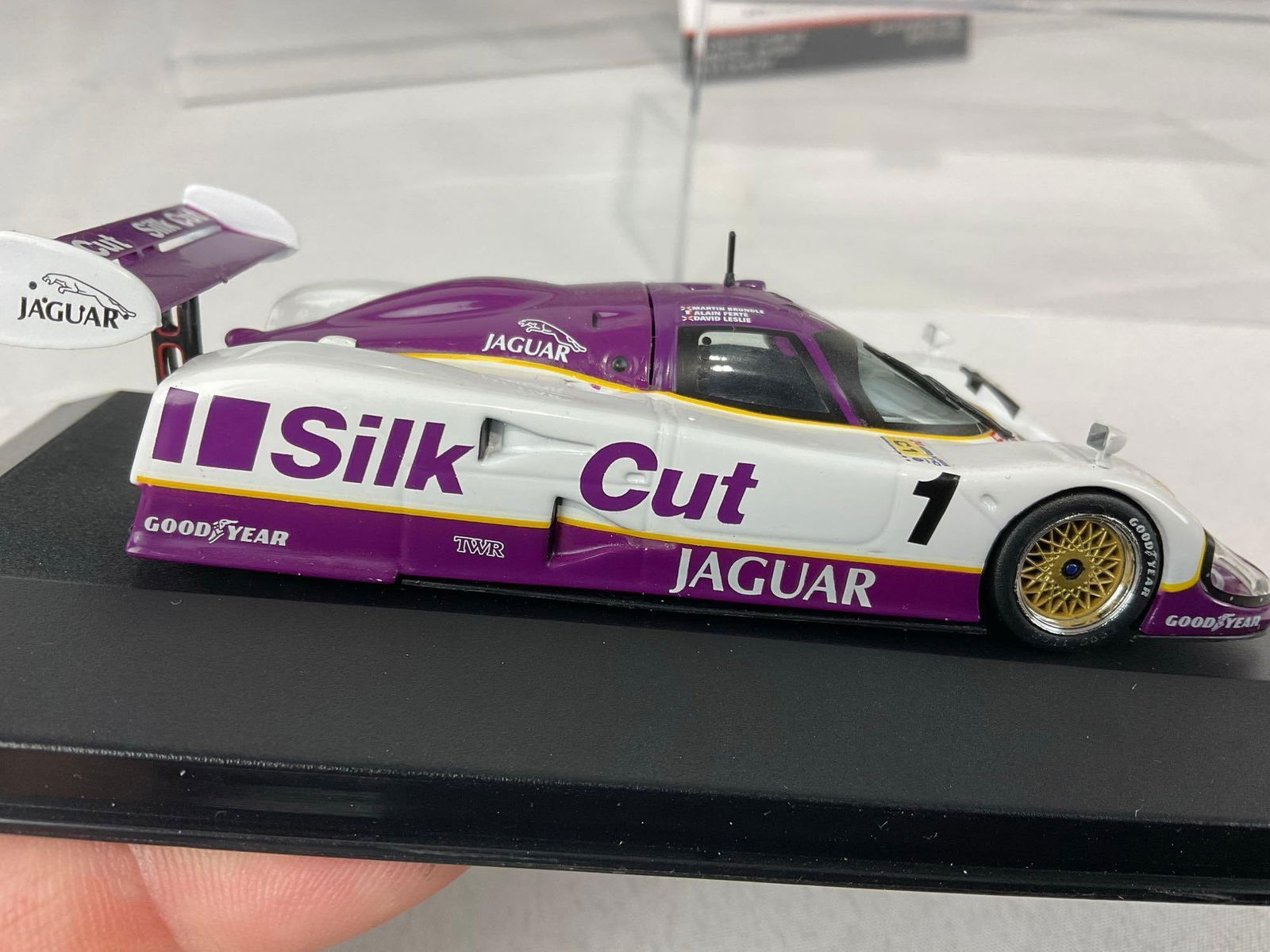 Pair of 1981 Rondeau M379C & 1990 Jaguar XJR12, LM24H 1/43 Scale Diecast Car Models - 5