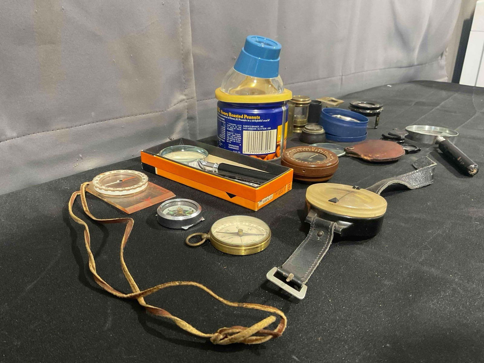 16 pcs Eyepiece & Compass Assortment, incl. Magnifying Glasses, Lenses & More! See pics. - 3