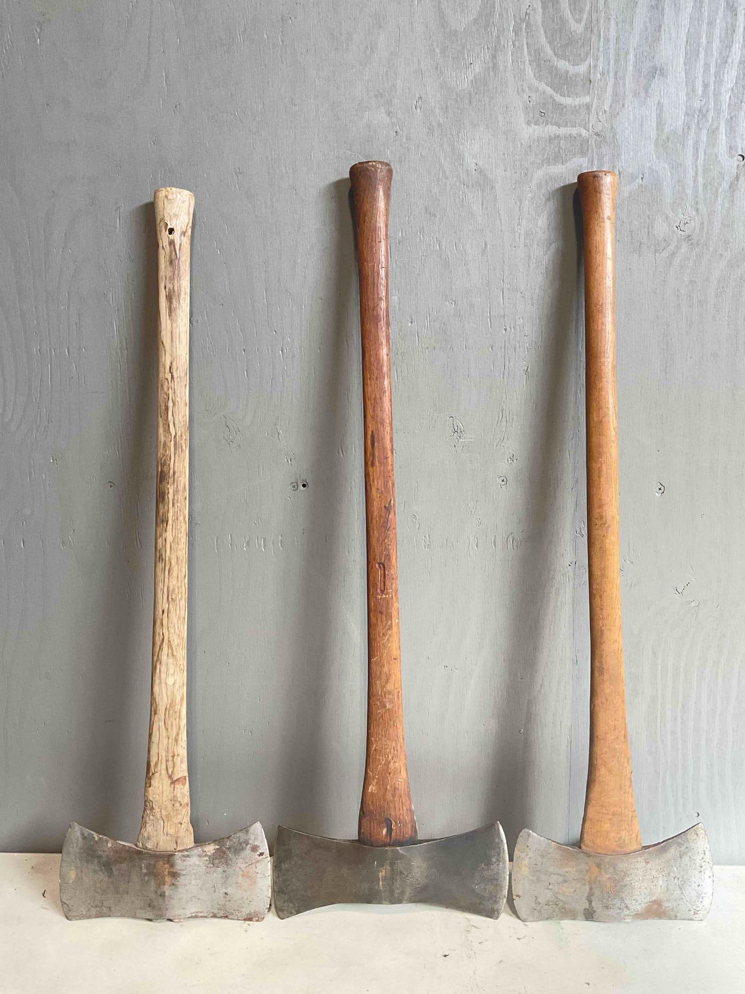 3 pcs Vintage Double-Bit Axes, incl. Plumb, Collins Legitimus & True Temper. Very Good Cond.: *No in-house shipping, due to size and weight* 3 pcs Vintage Double-Bit Axes, incl. Plumb, Collins Legitimus & True Temper. Very Good Condition. Minor wear indicative of age, condition is