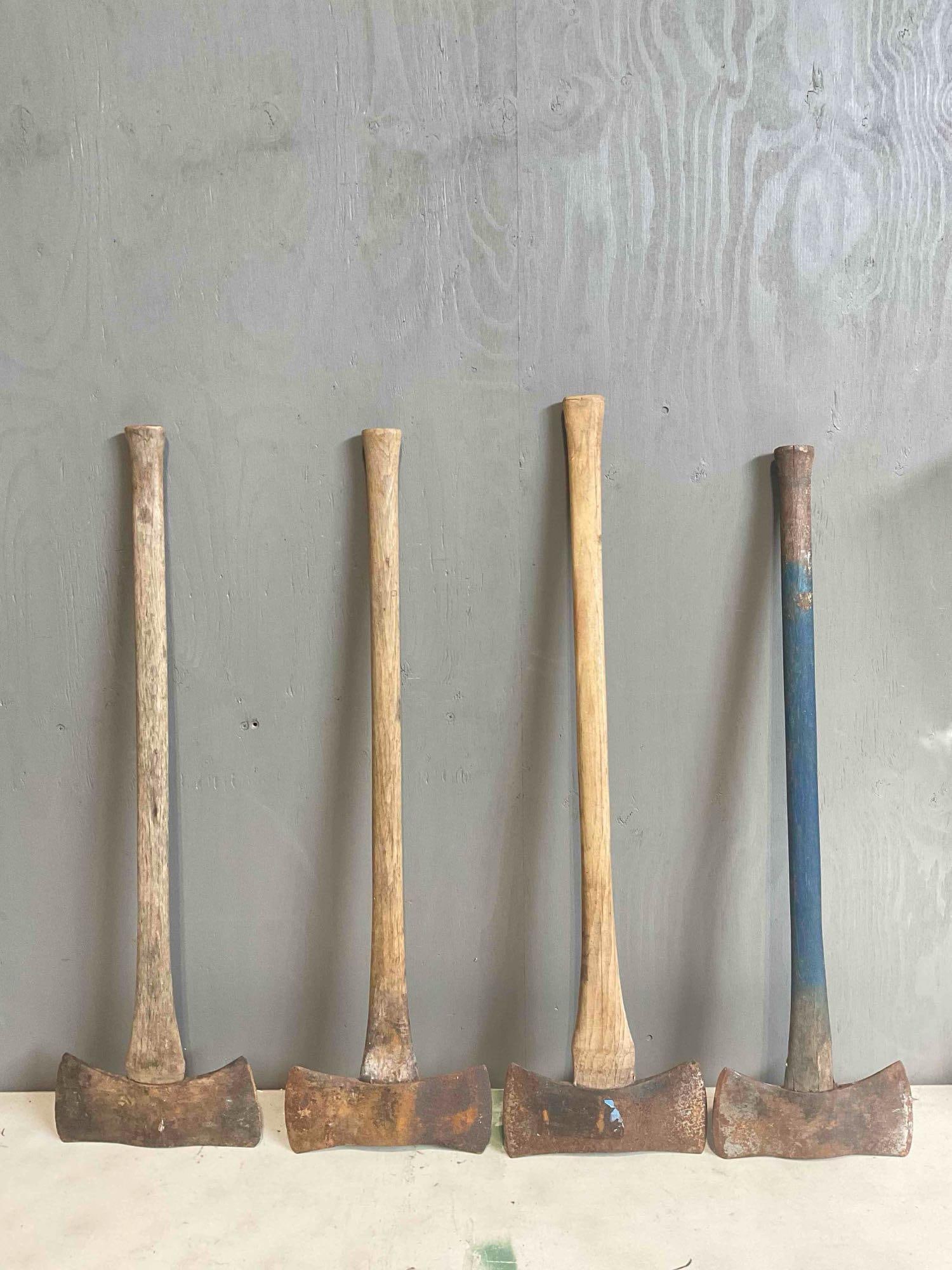 4 pcs Vintage Double Bit Axes, incl. Kelly & Plumb. Good Condition. See pics.: *No in-house shipping, due to size and weight* 4 pcs Vintage Double Bit Axes, incl. Kelly & Plumb. Good Condition. Plumb axe is chipped, all are rusted and have wear indicative of age,