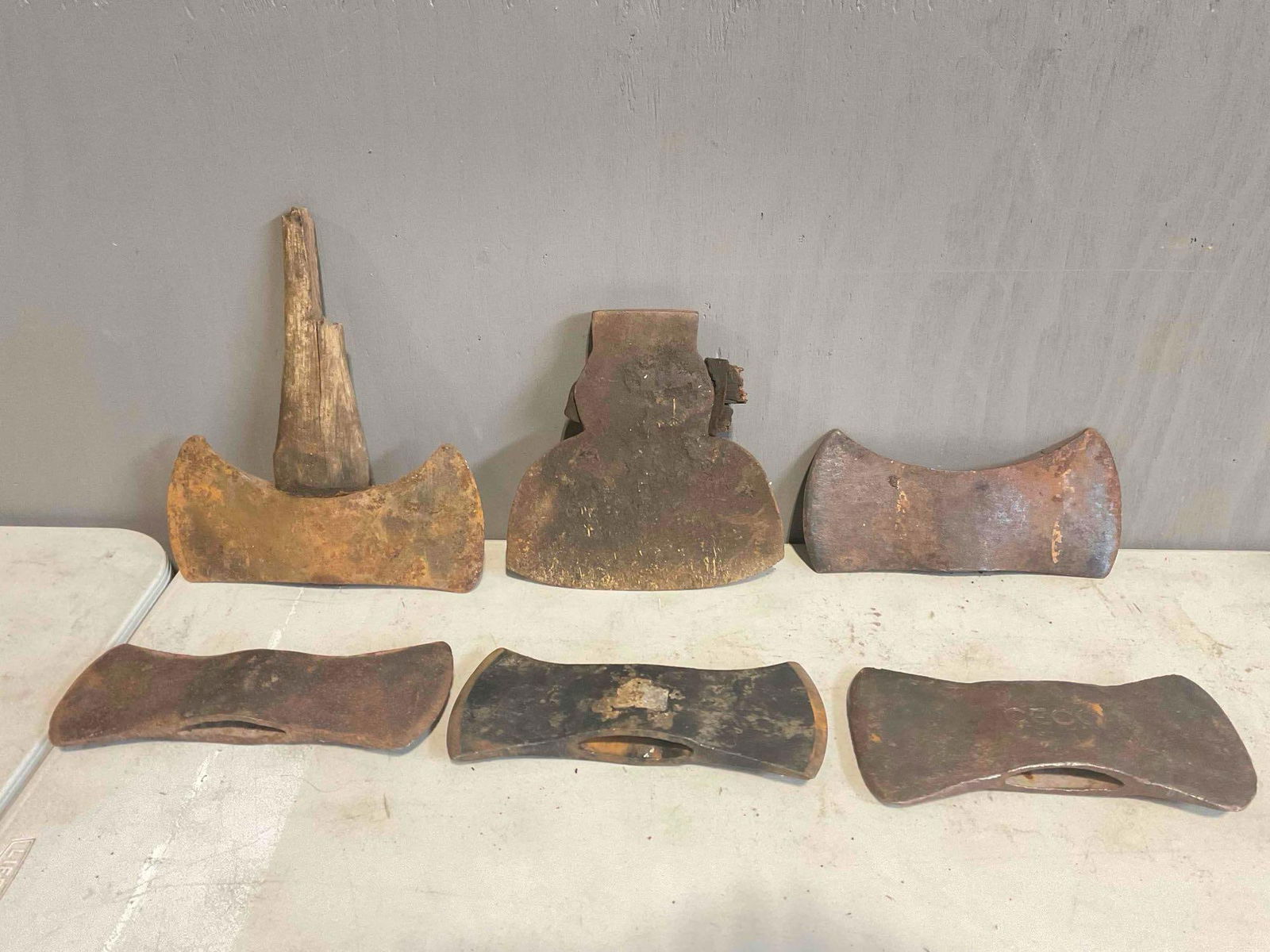 6 pcs Vintage Steel Axe Heads, incl. 5x Double-Bit & Broadaxe. Good Condition. See pics. (1 of 14)