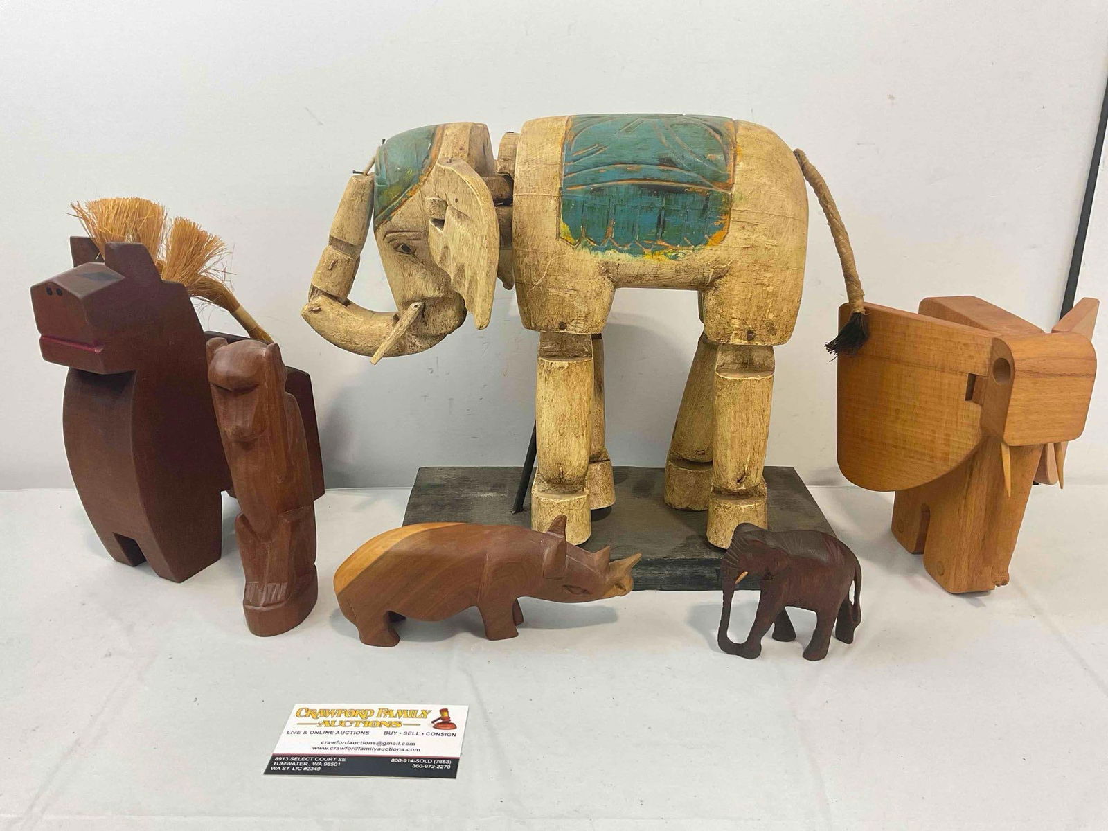 6 pcs Vintage Carved Wooden Animal Statuettes, incl. Elephant Puppet. Excellent Condition. (1 of 5)