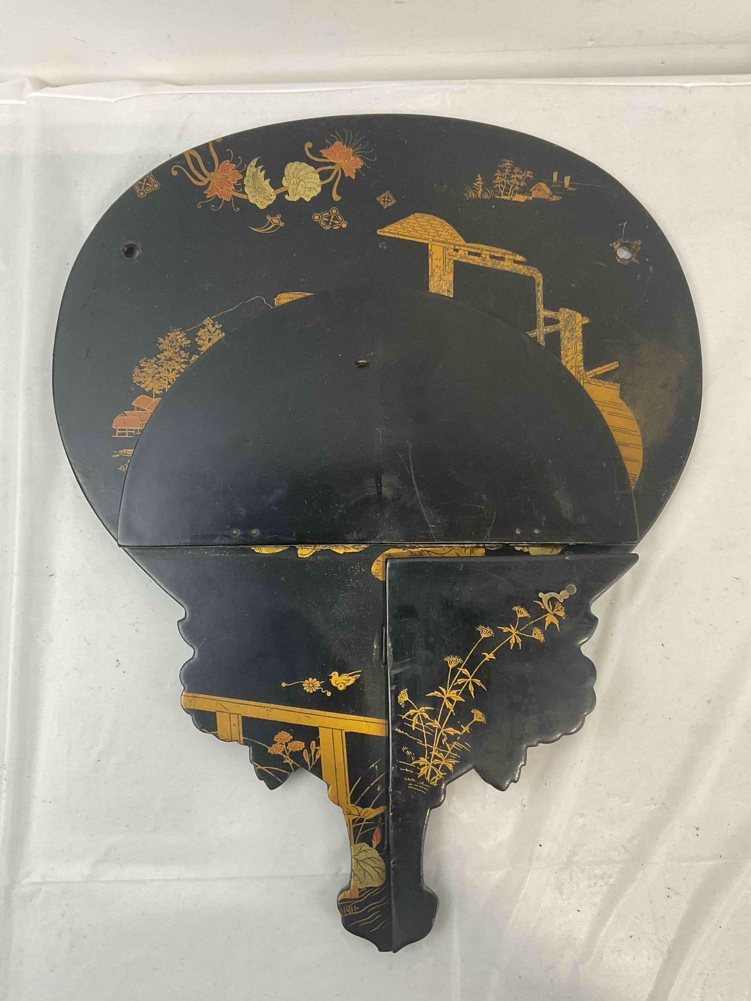 Antique Asian Chinoserie Lacquered Wood Folding Shell Wall Bracket. Very Good Condition. - 4