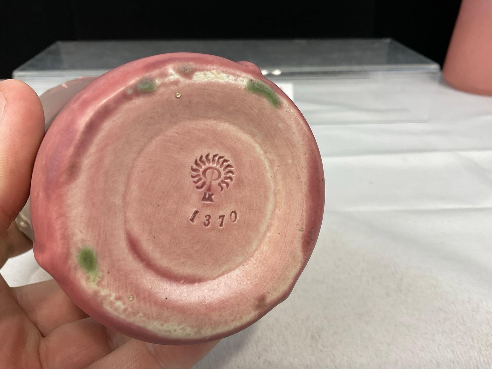 Early 20th Century 1909 Rookwood Pottery, Pale Green-Rose Ombre Finish, 8h x 5w x 5d inches - 4