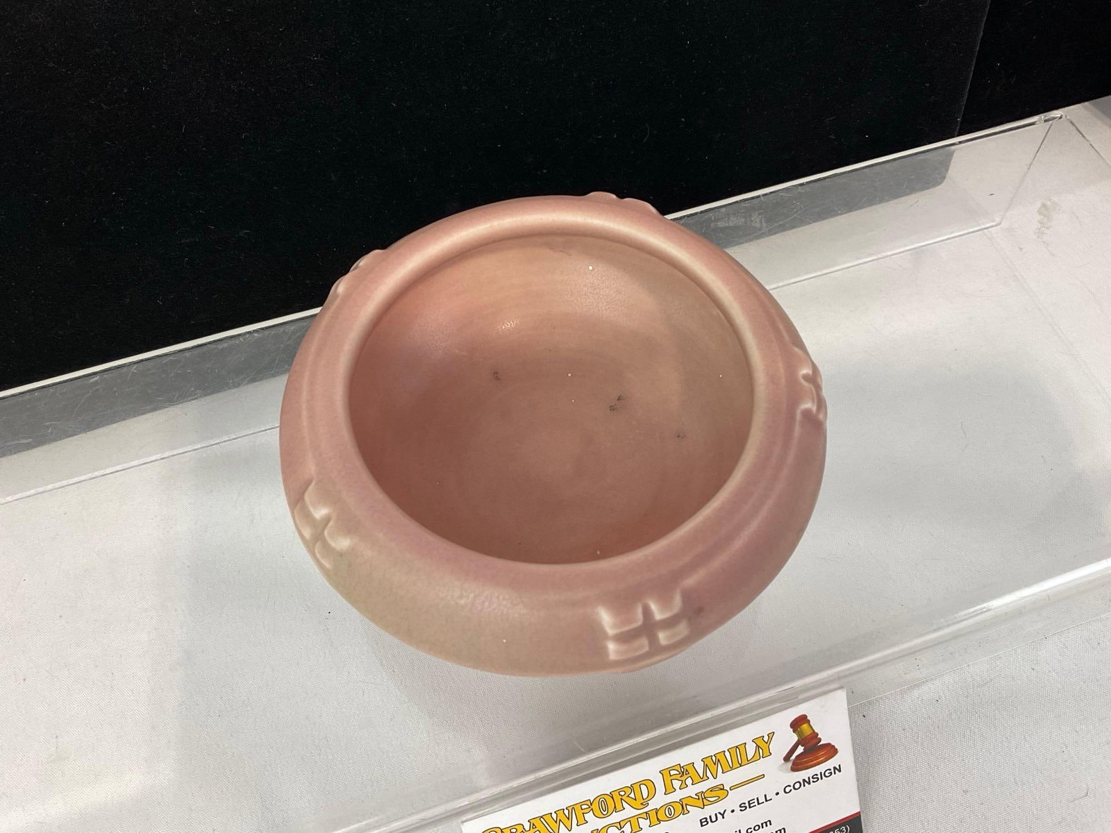 Early 20th Century 1919 Rookwood Pottery, Pink/Dusty Rose Finish, Low Bowl - 3