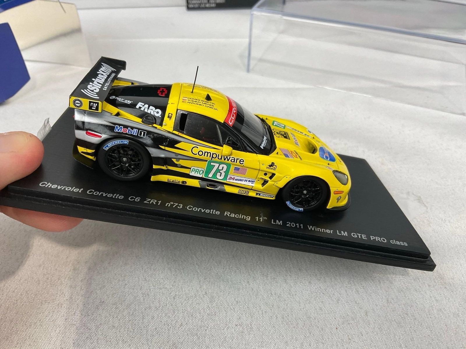 2 Spark 1/43 Diecast Car Models, Chevy Corvette 2009 C6R & 2011 C6 ZR1, Le Mans - 4