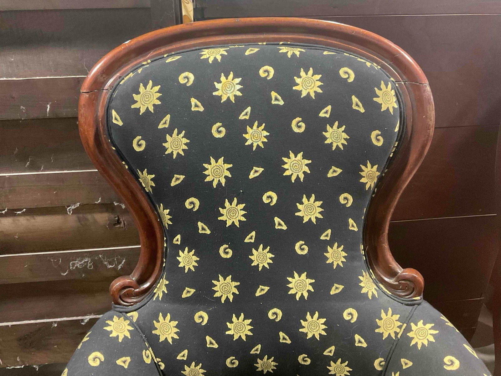 Antique Mahogany Arm Chair w/ Vintage Black & Gold Upholstery. Excellent Condition. See pics. - 4