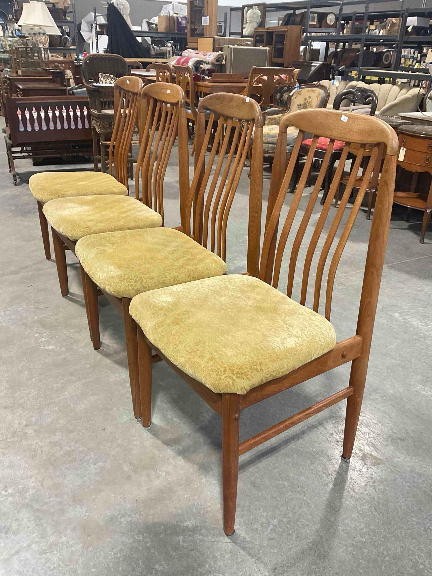 4 pcs Handsome Vintage MCM Benny Linden Teak Dining Chairs. Excellent Condition. See pics. - 2