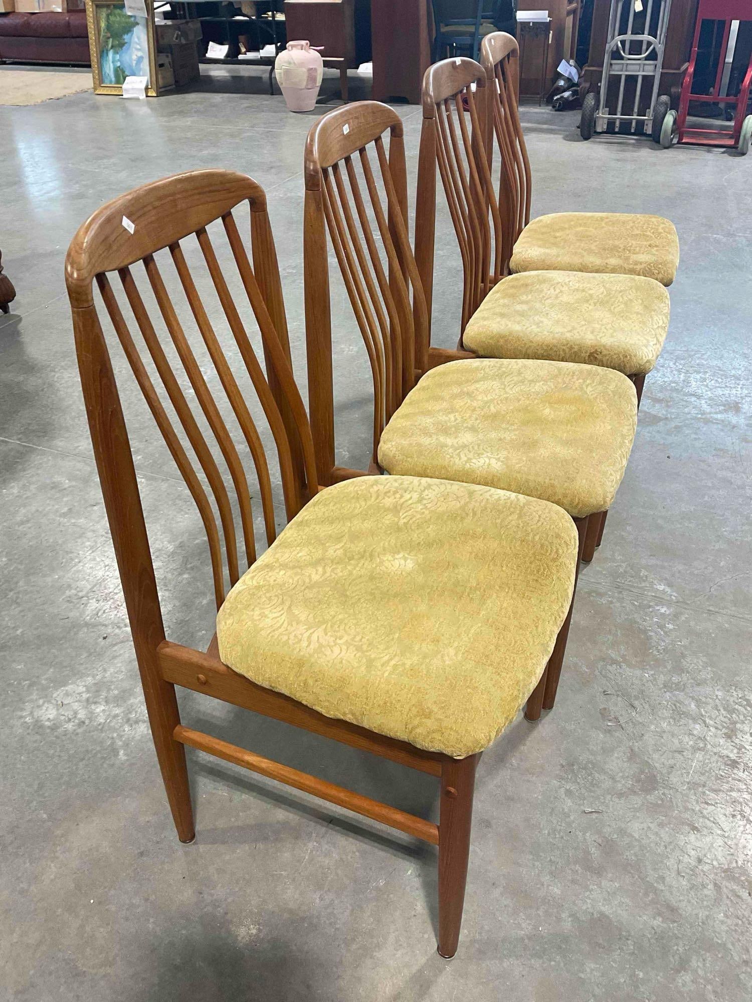 4 pcs Handsome Vintage MCM Benny Linden Teak Dining Chairs. Excellent Condition. See pics. - 3