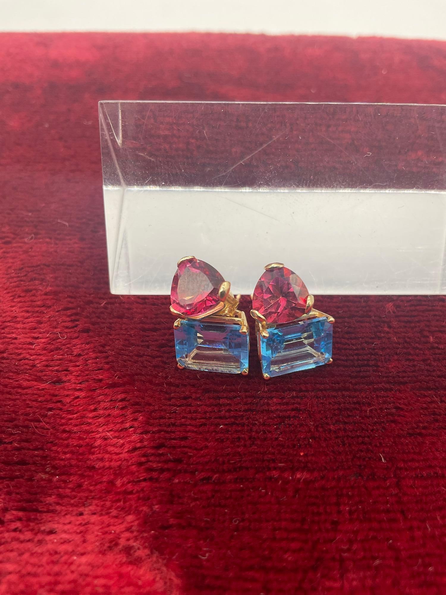 2 Pair of 14K gold Post earrings featuring Amethyst & Large emerald Cut Topaz Stones 3.12 Grams - 4
