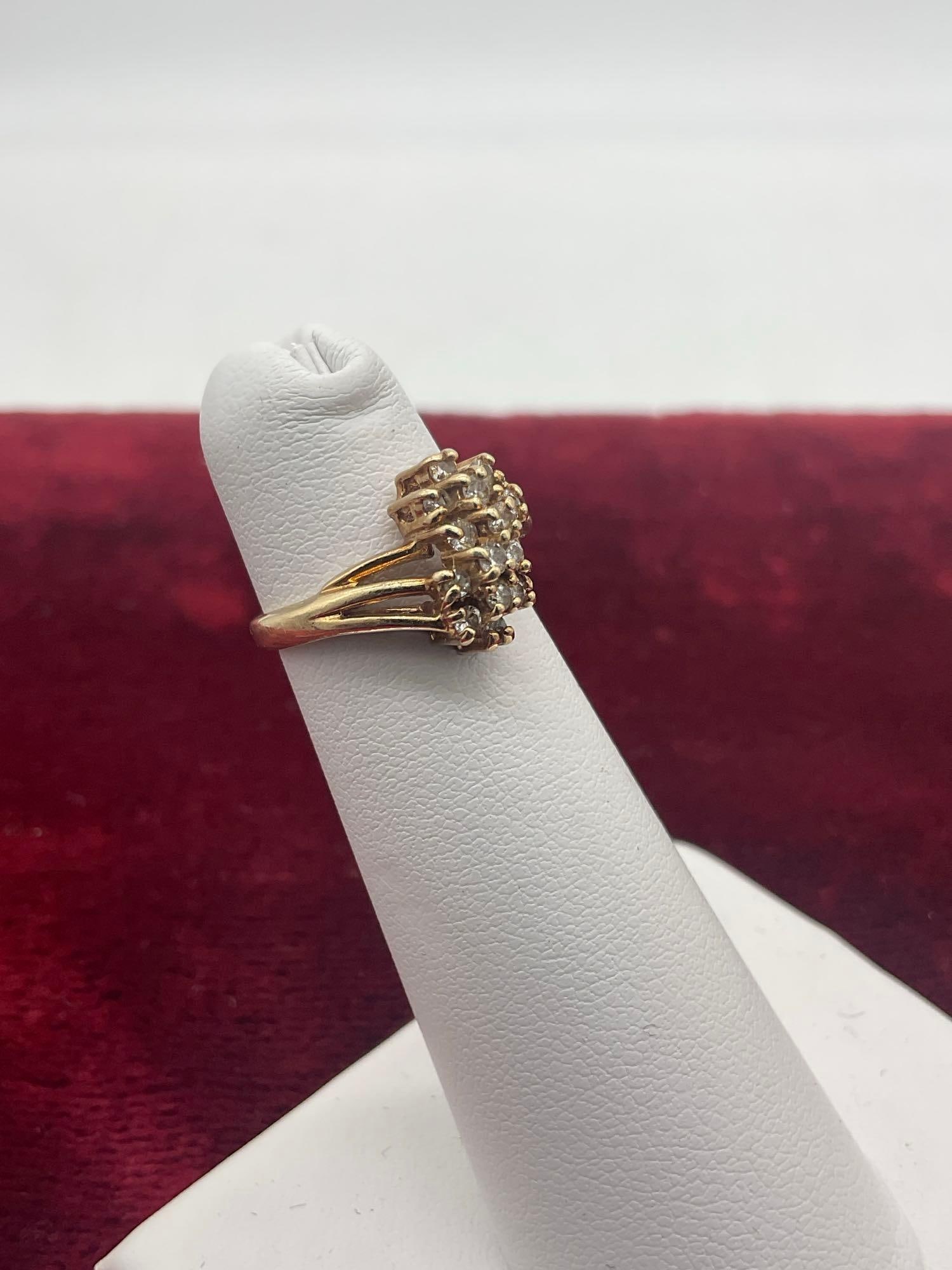 Vintage Petite Women's 14K gold ring w/ waterfall style cluster of small diamonds SZ 2.5/ 3 .04 g... - 2
