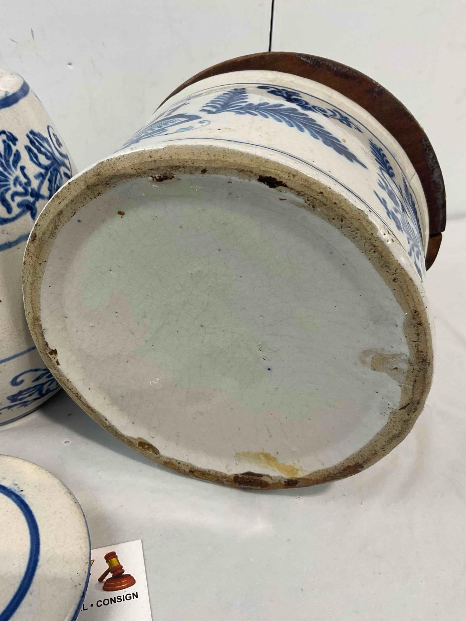 3 pcs Blue & White Ceramic Kitchenware, incl. 2x Salt Cellars & 1x Lidded Jar. Very Good Cond. - 13