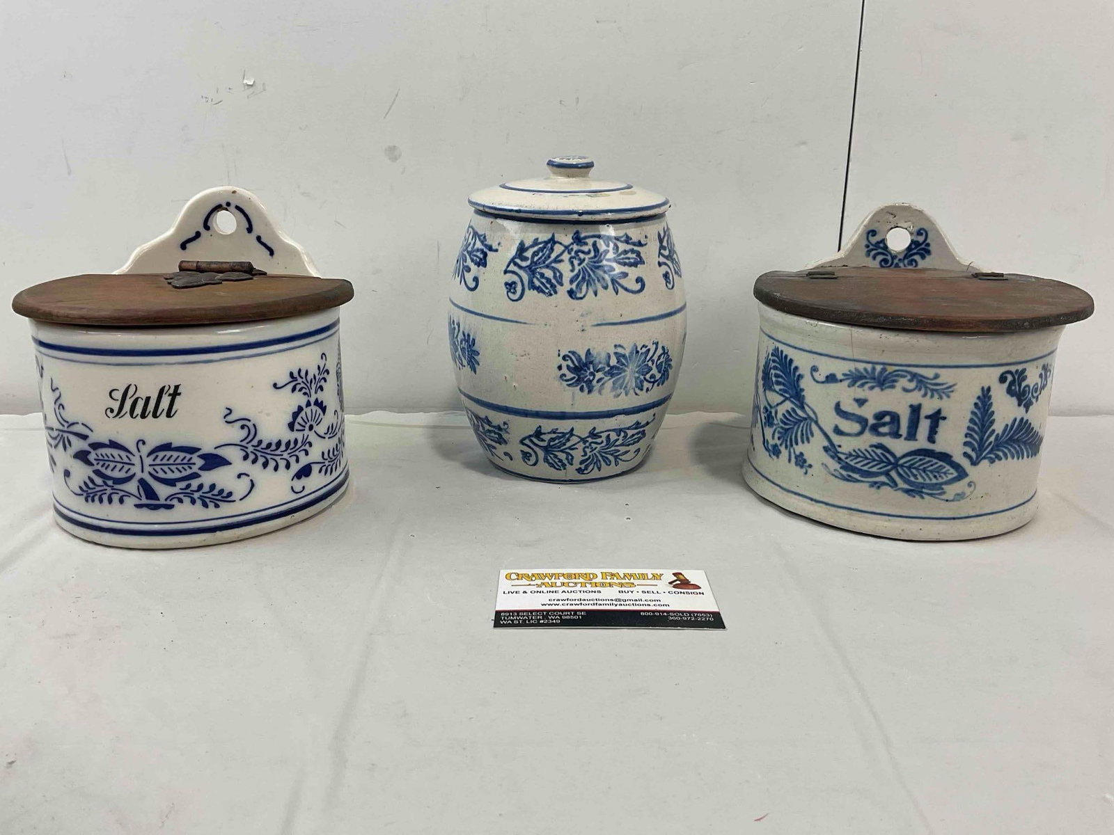3 pcs Blue & White Ceramic Kitchenware, incl. 2x Salt Cellars & 1x Lidded Jar. Very Good Cond. (1 of 13)