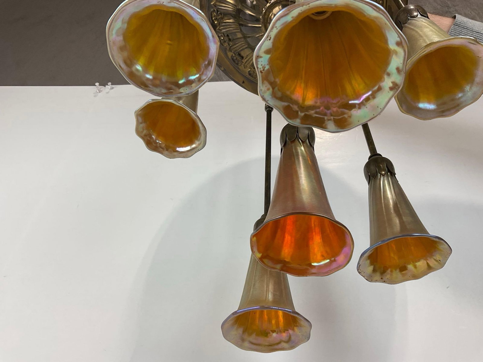 Antique 7 Light Chandelier w/Ornate Brass Ceiling Cover, w/ Iridescent Shade, hardwired. - 5