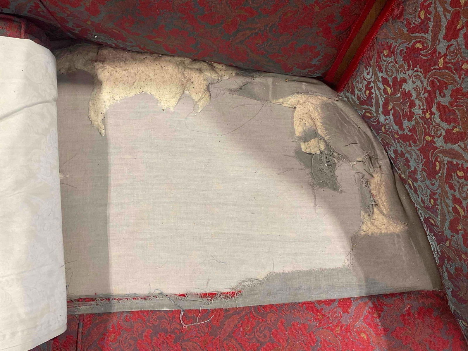 Vintage French Provincial Style 3-Seat Couch w/ Iridescent Red & Grey Upholstery. See pics. - 6