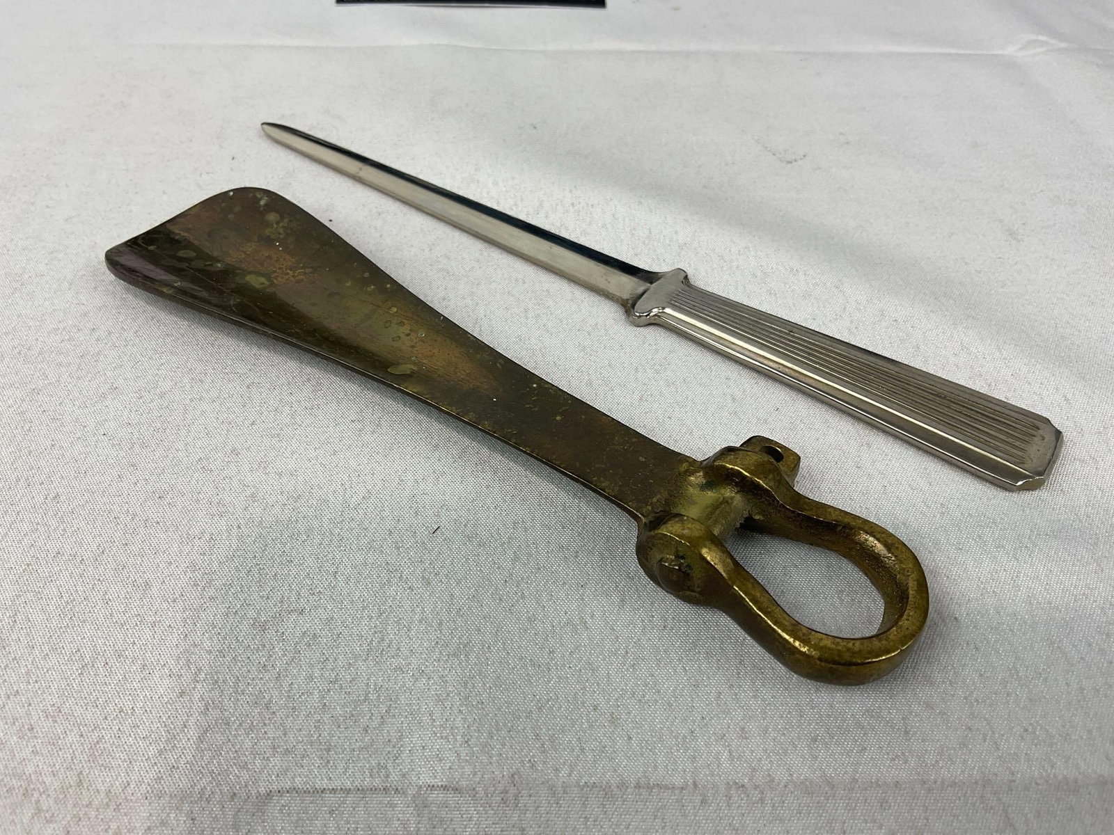 Asst of 12 Letter Openers, Venus Pencils Clip & Shoe Horn, Cast Metal, Patent Attorney Ad & more - 12