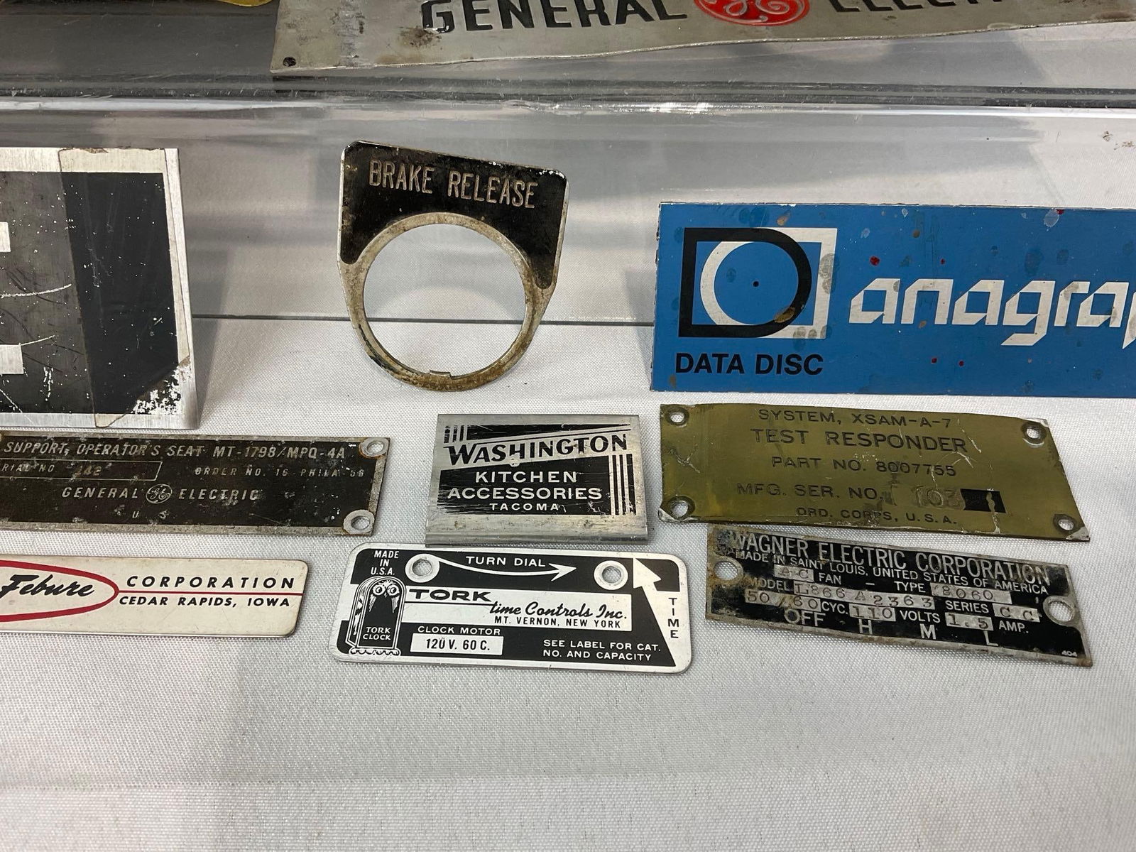 Assortment of Vintage Metal Equipment Tags & Plates, GE, Address Plate, Bank Badges, & more - 2