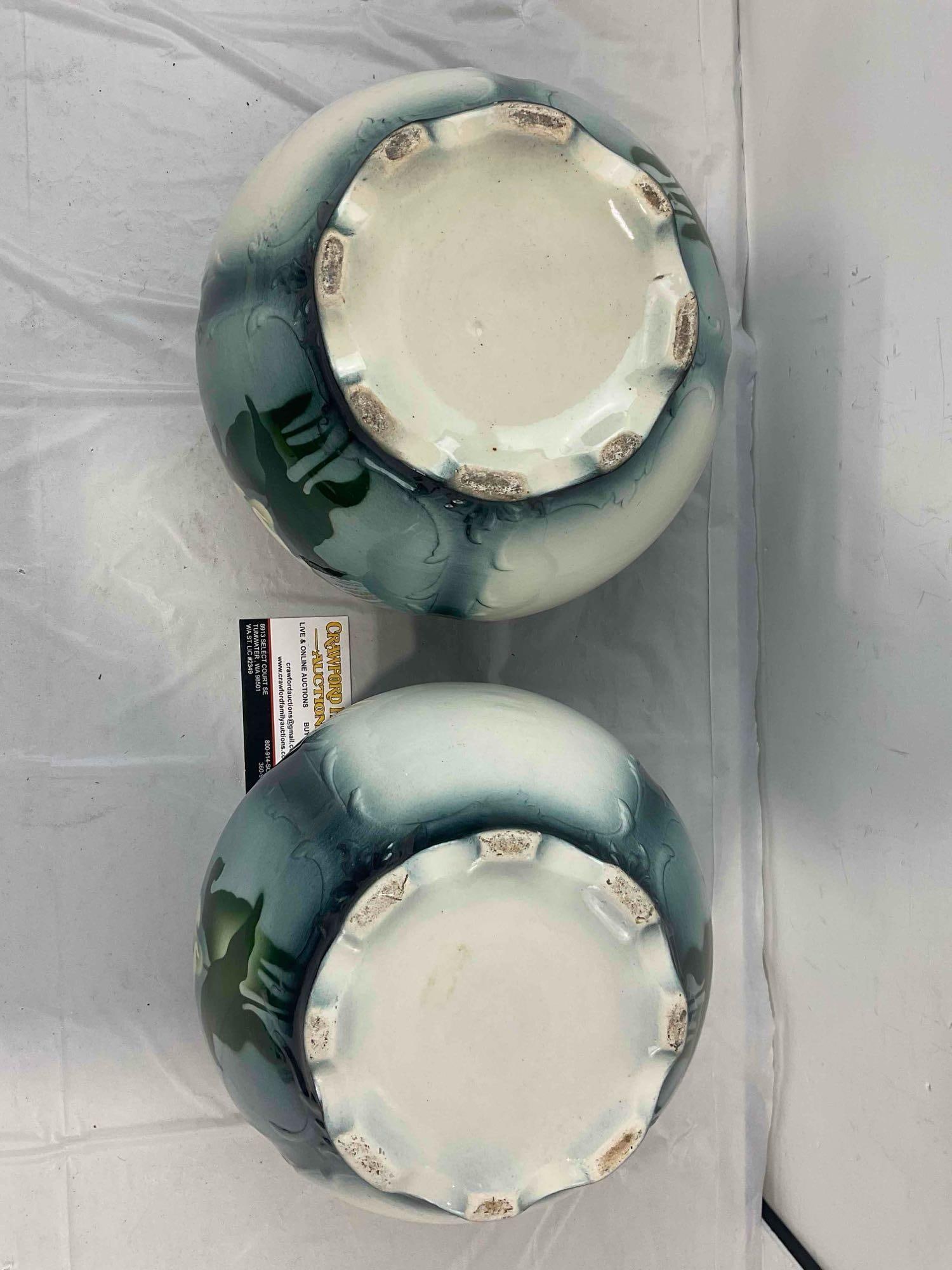 Pair of Vintage Lovely Blue & White Ceramic Jardiniere Planter Pits w/ Lily Motif. Very Good Cond. - 8